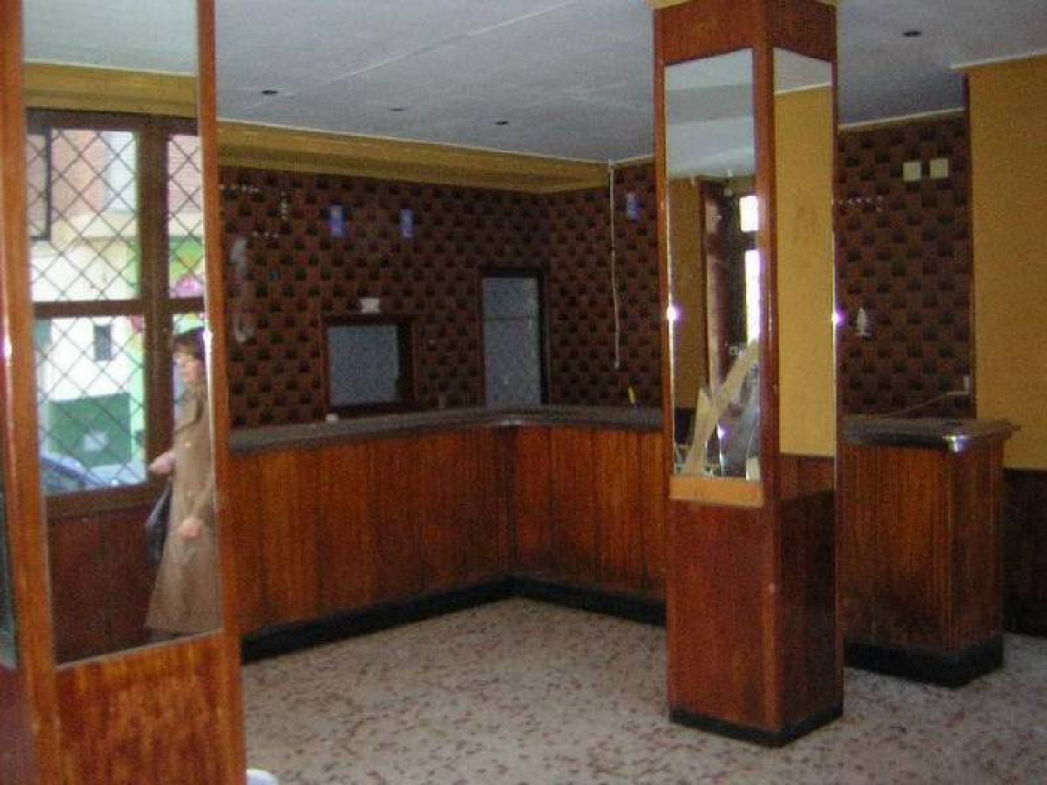 till salu lokal Pardaleras-Ciudad Jardín Badajoz 2