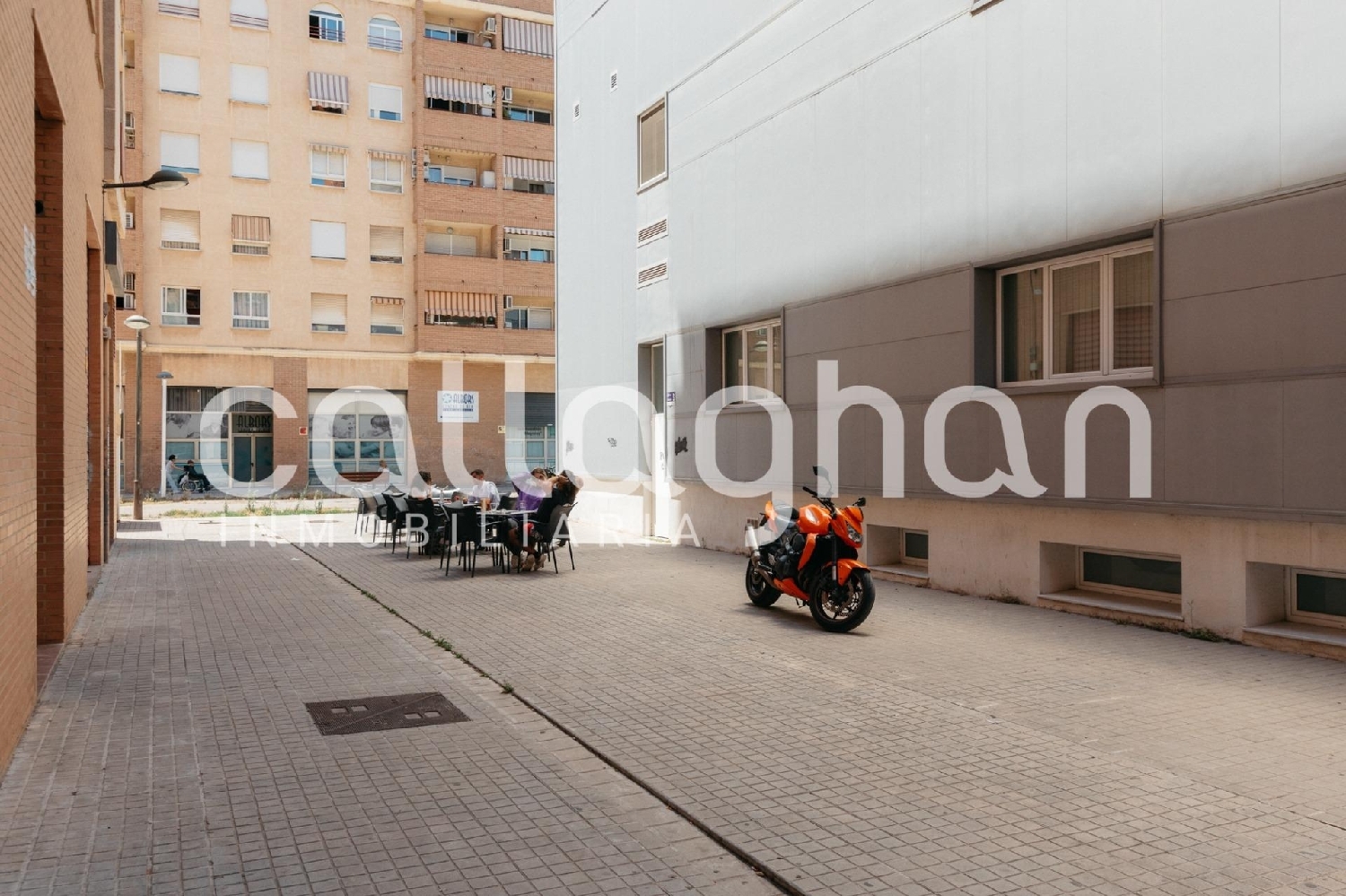 till salu lokal L'olivereta La Fontsanta Valencia 2