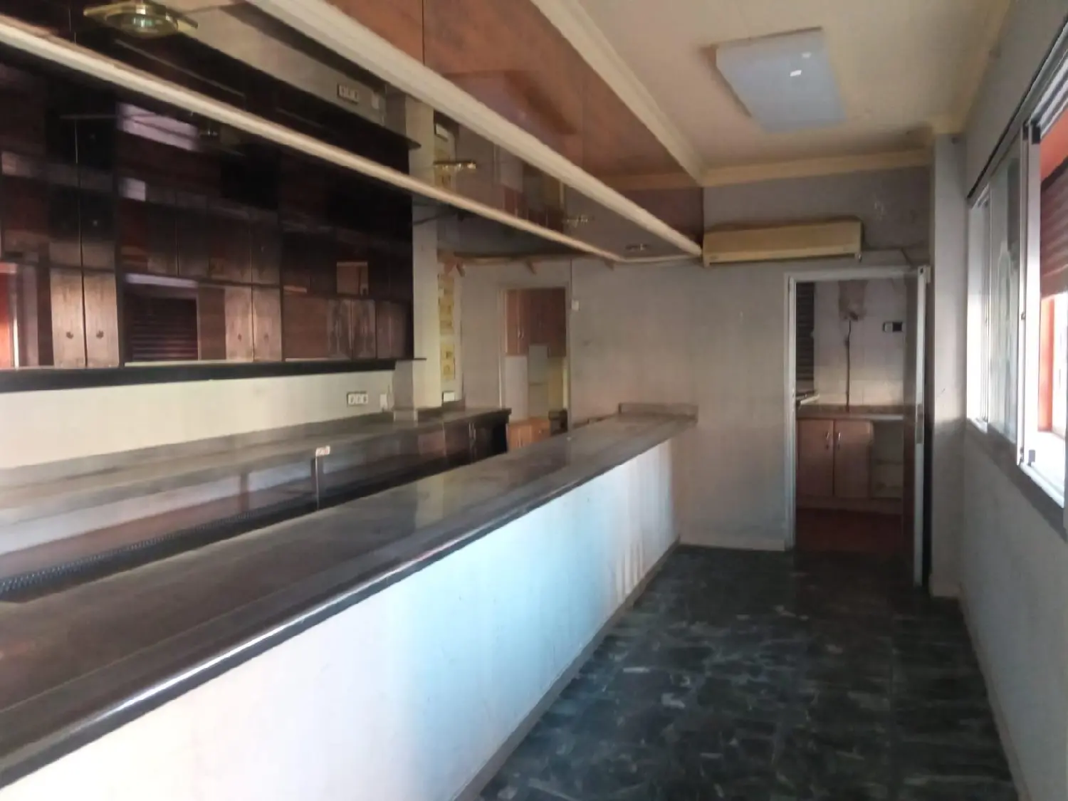 till salu lokal Urbanización El Presidente Baix Segura 2