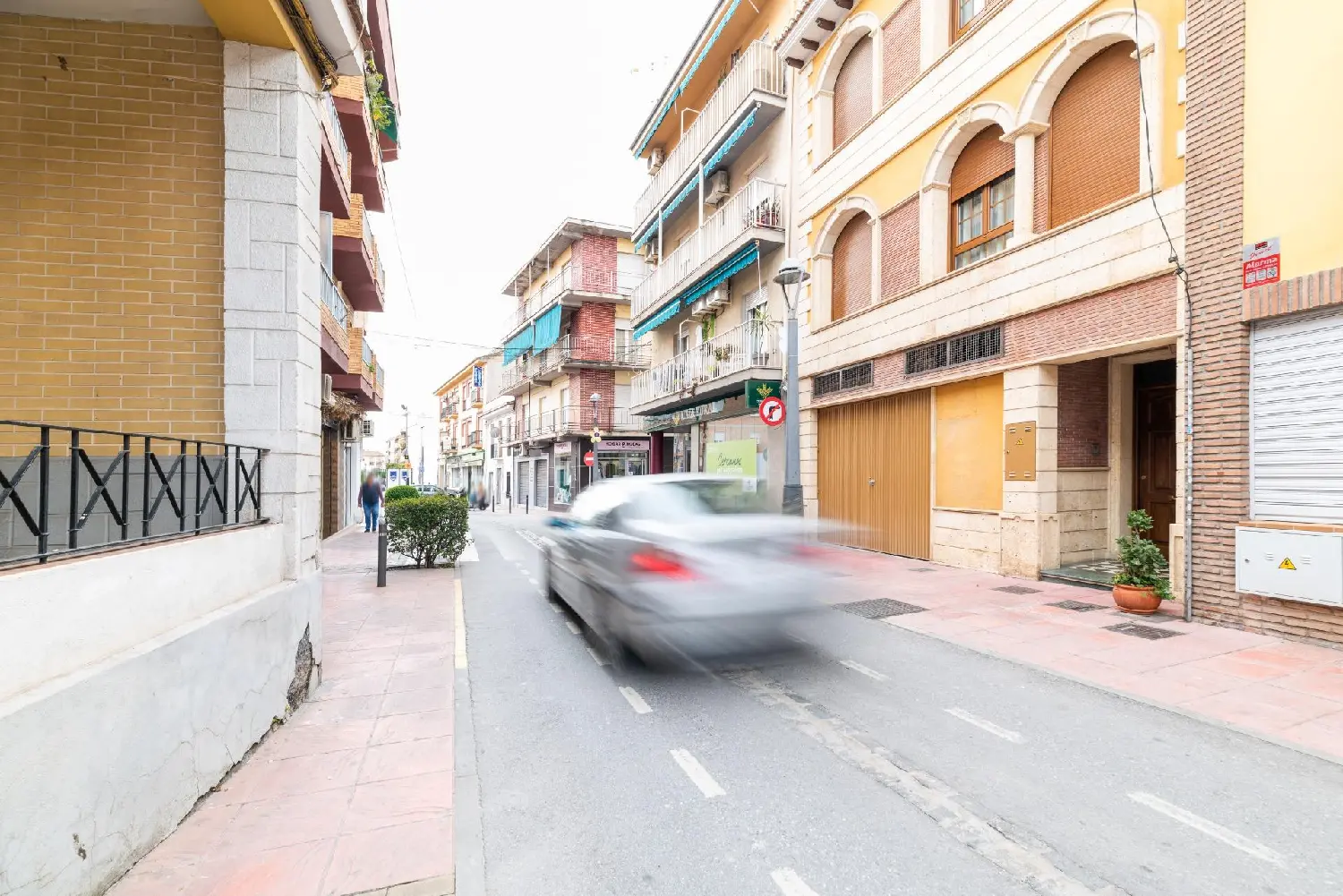  till salu lokal Peligros Vega De Granada 2