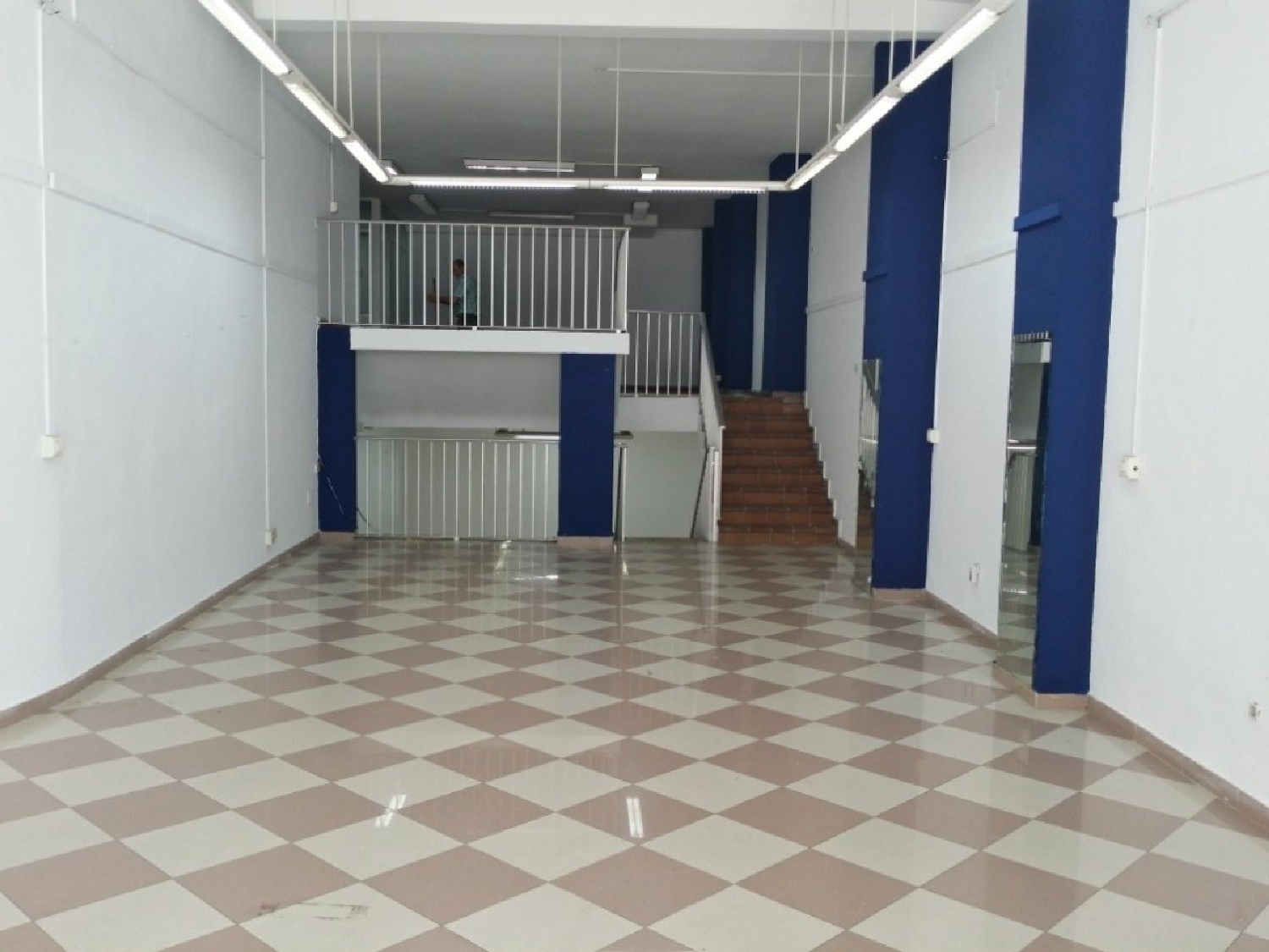  till salu lokal Pescadería Metropolitana De Huelva 1