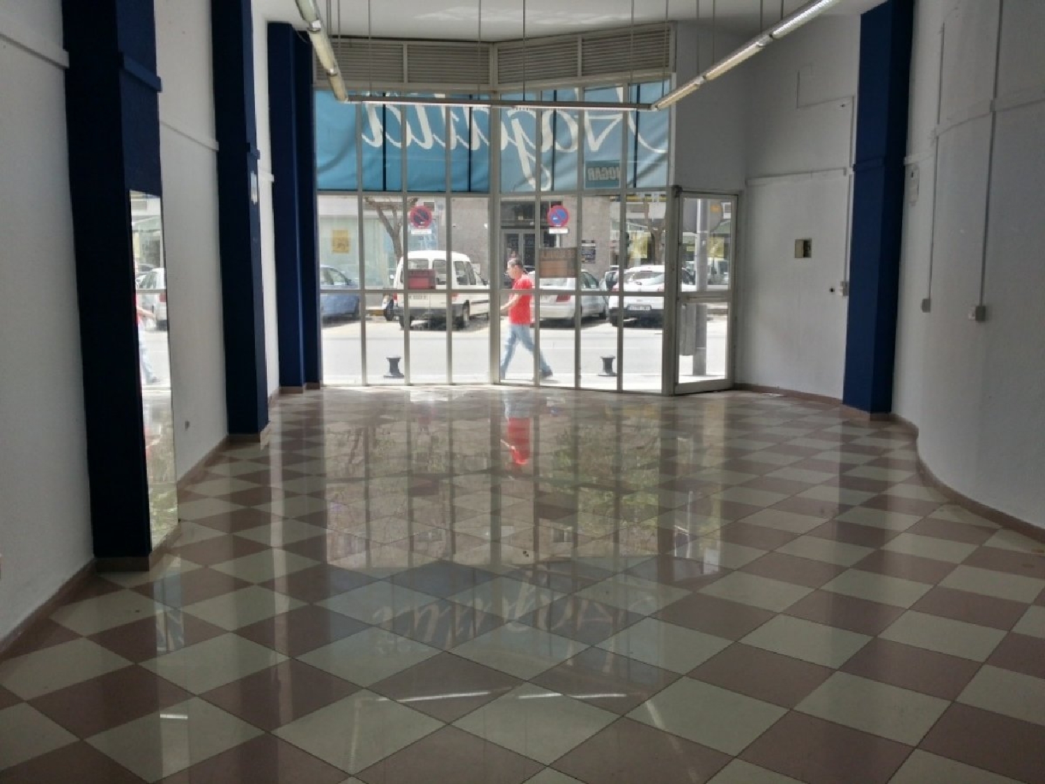 till salu lokal Pescadería Metropolitana De Huelva 3