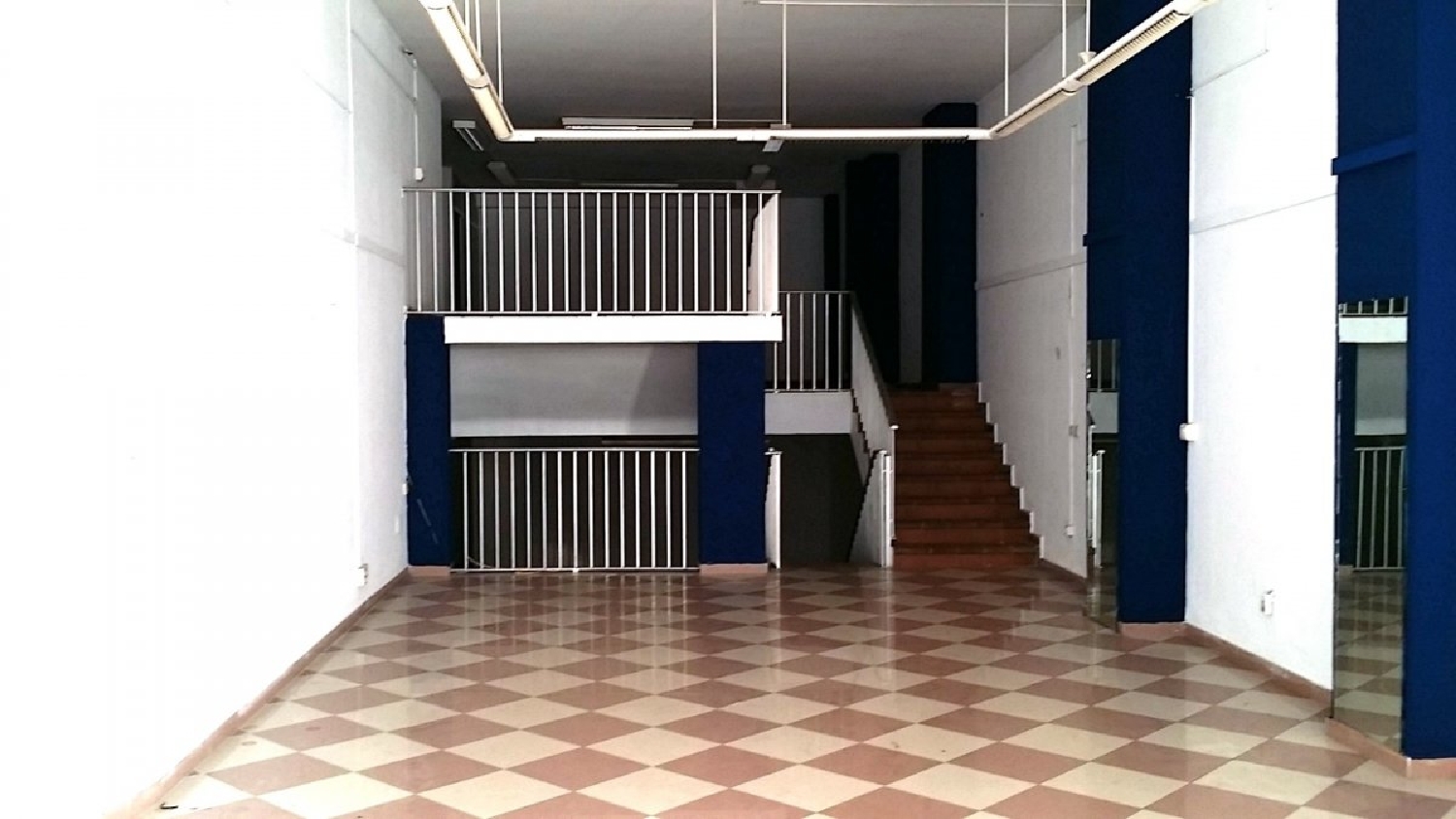 till salu lokal Pescadería Metropolitana De Huelva 2