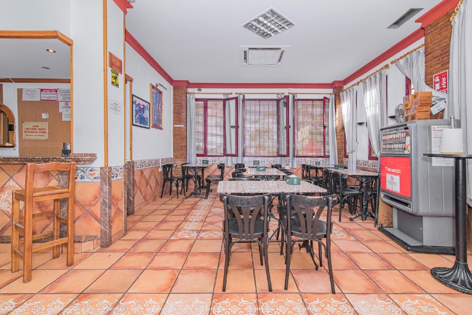  till salu lokal Pinos Puente Vega De Granada 5