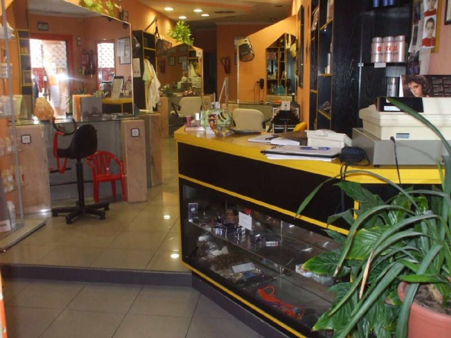  till salu lokal Pla De La Cova Alacantí 1
