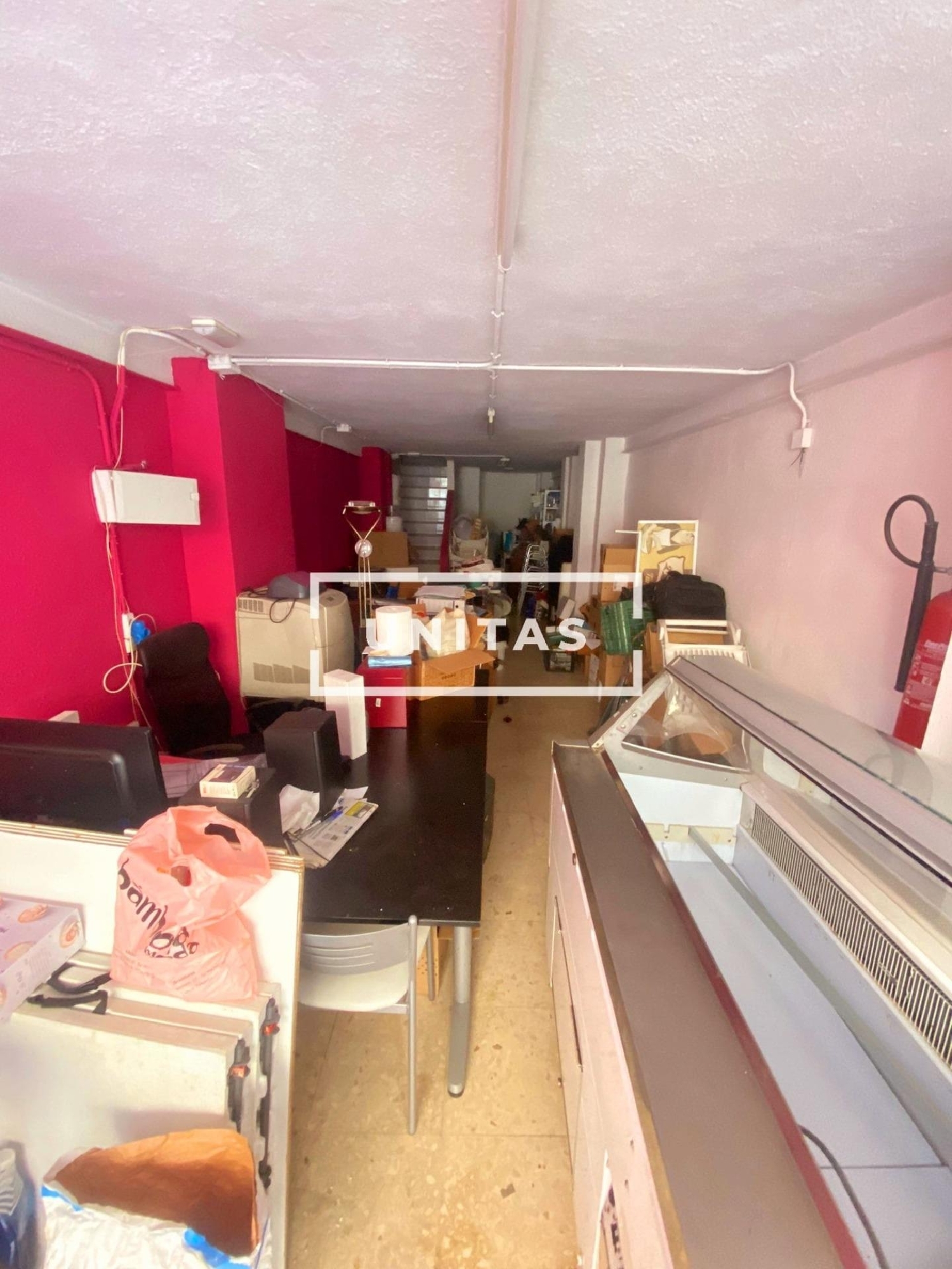  till salu lokal Pla De La Cova Alacantí 8
