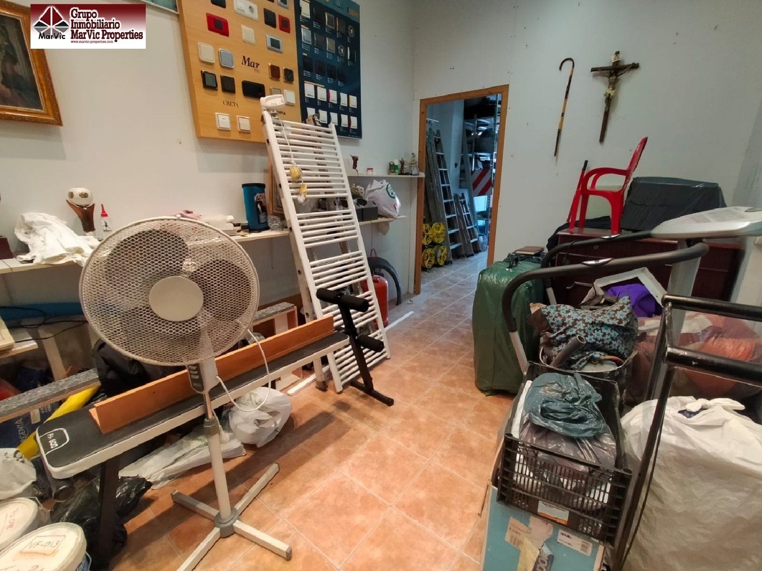  till salu lokal Plans Marina Baixa 7