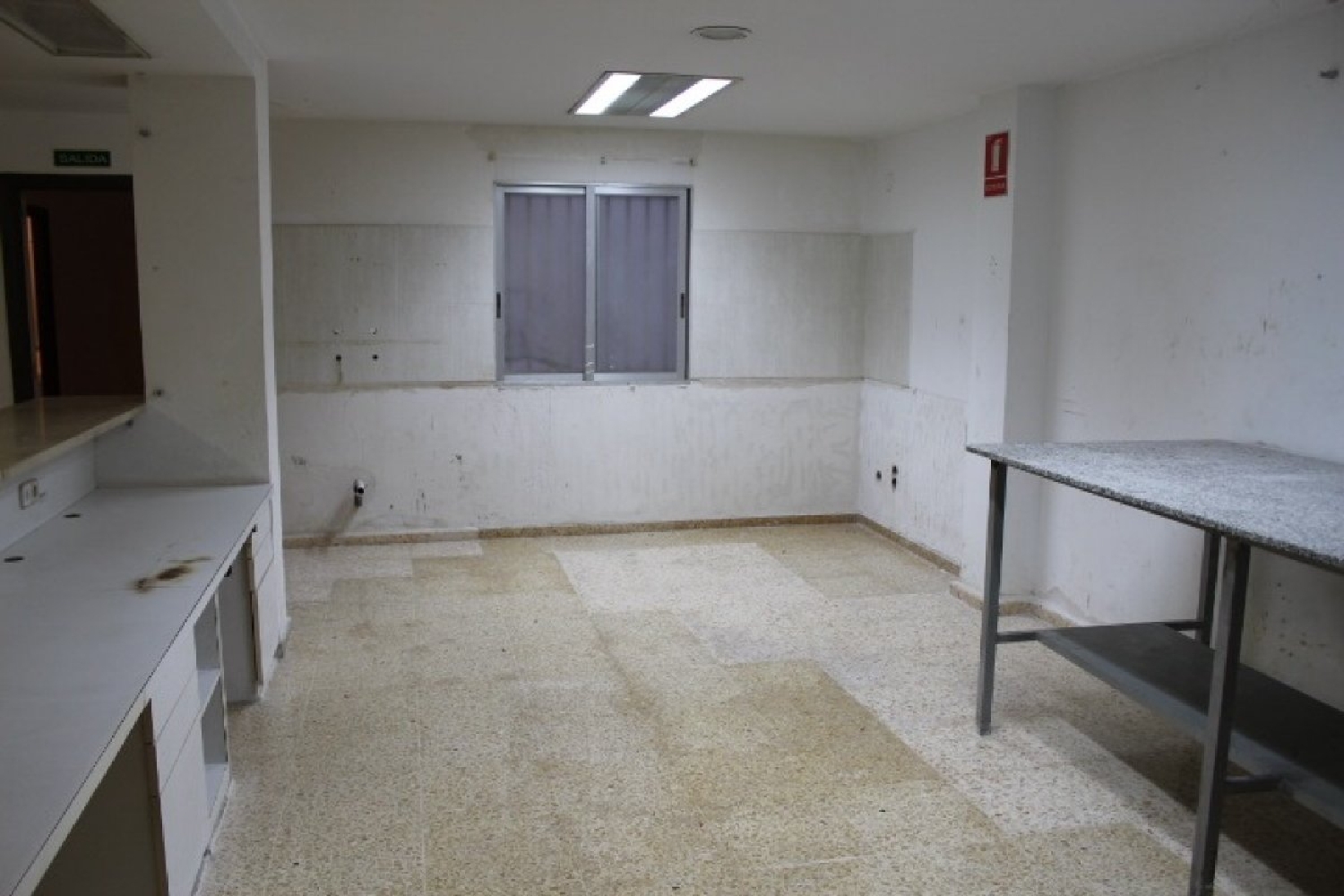  till salu lokal Platja De Miramar Safor 4