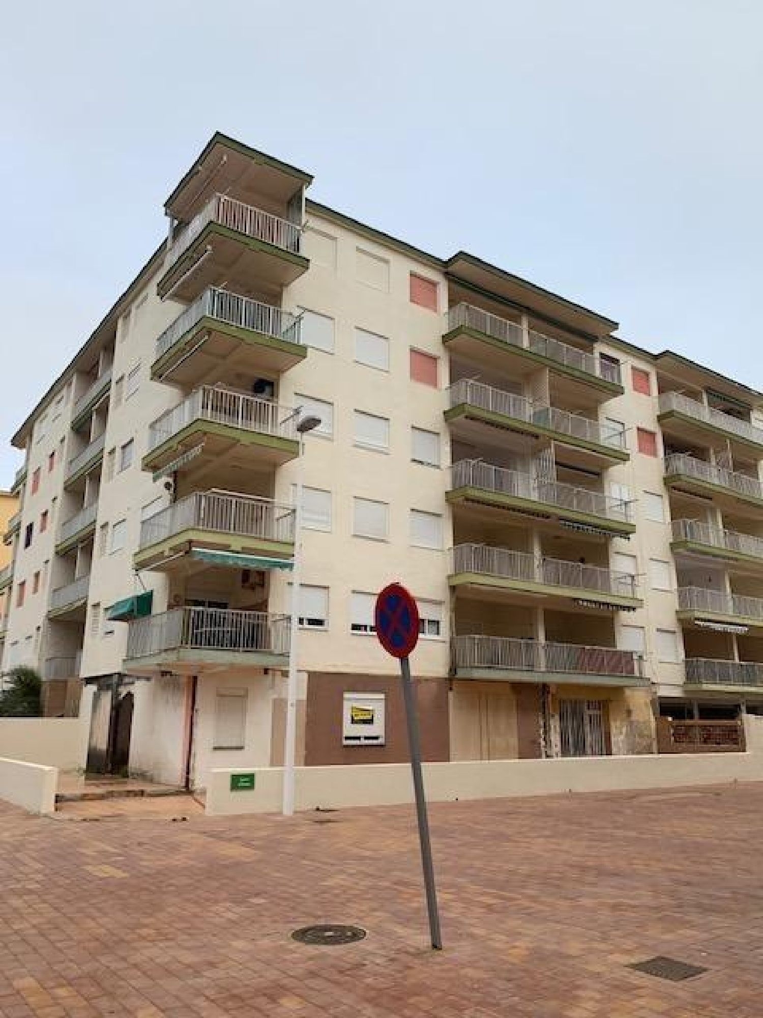  en venta local Platja De Tavernes De La Valldigna Safor 3