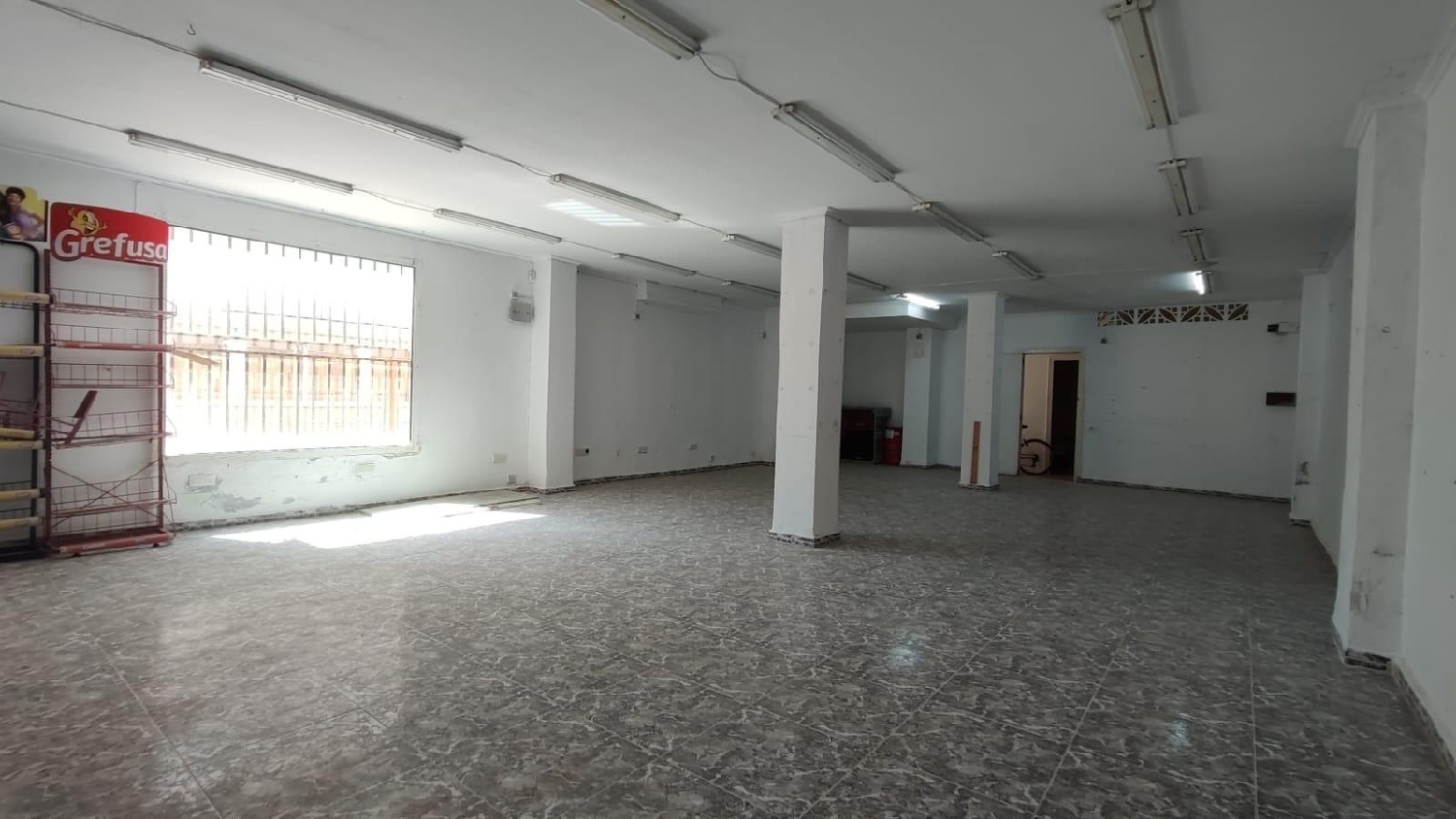  till salu lokal Platja De Tavernes De La Valldigna Safor 4