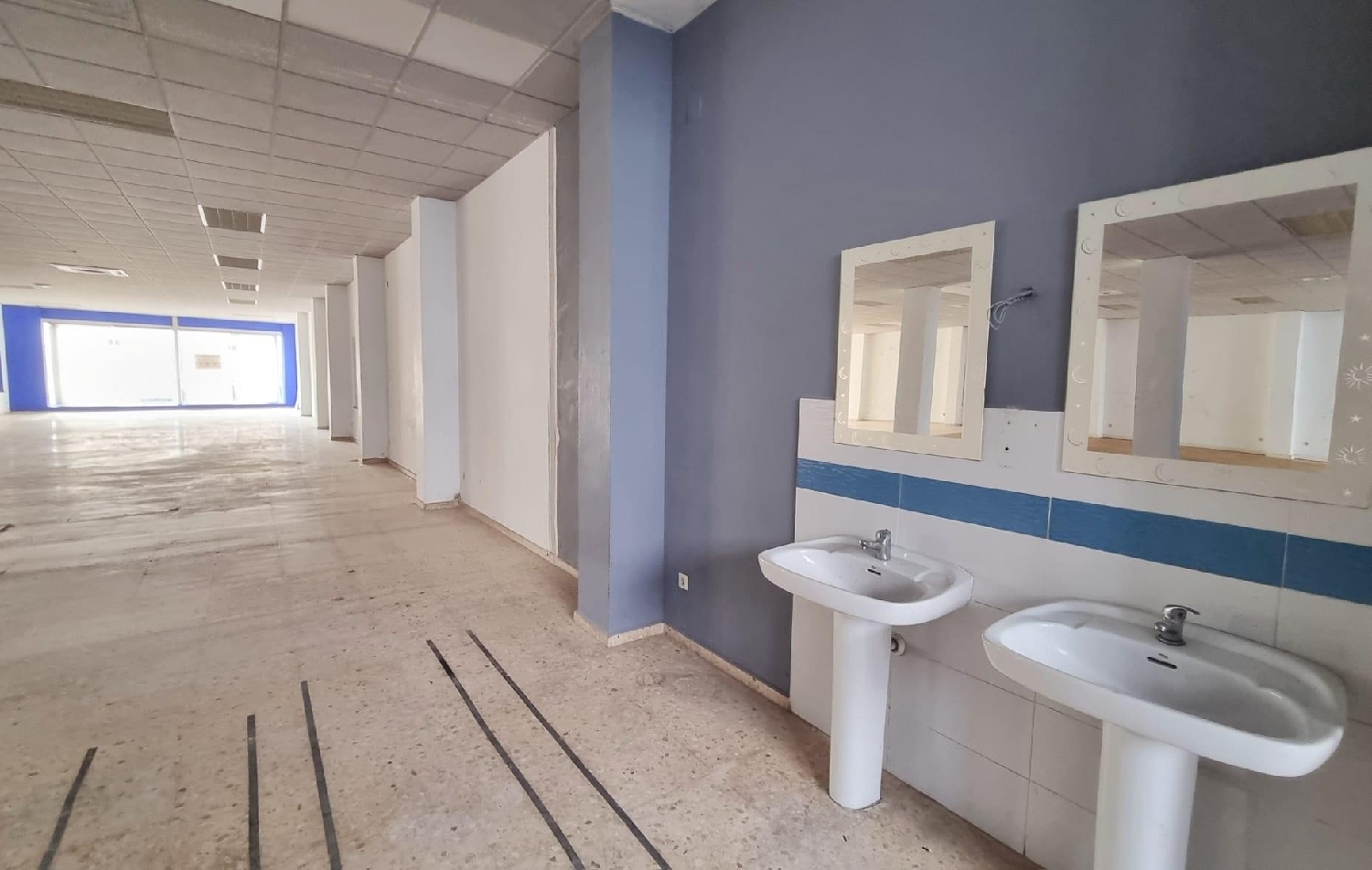  till salu lokal Tavernes De La Valldigna Safor 8