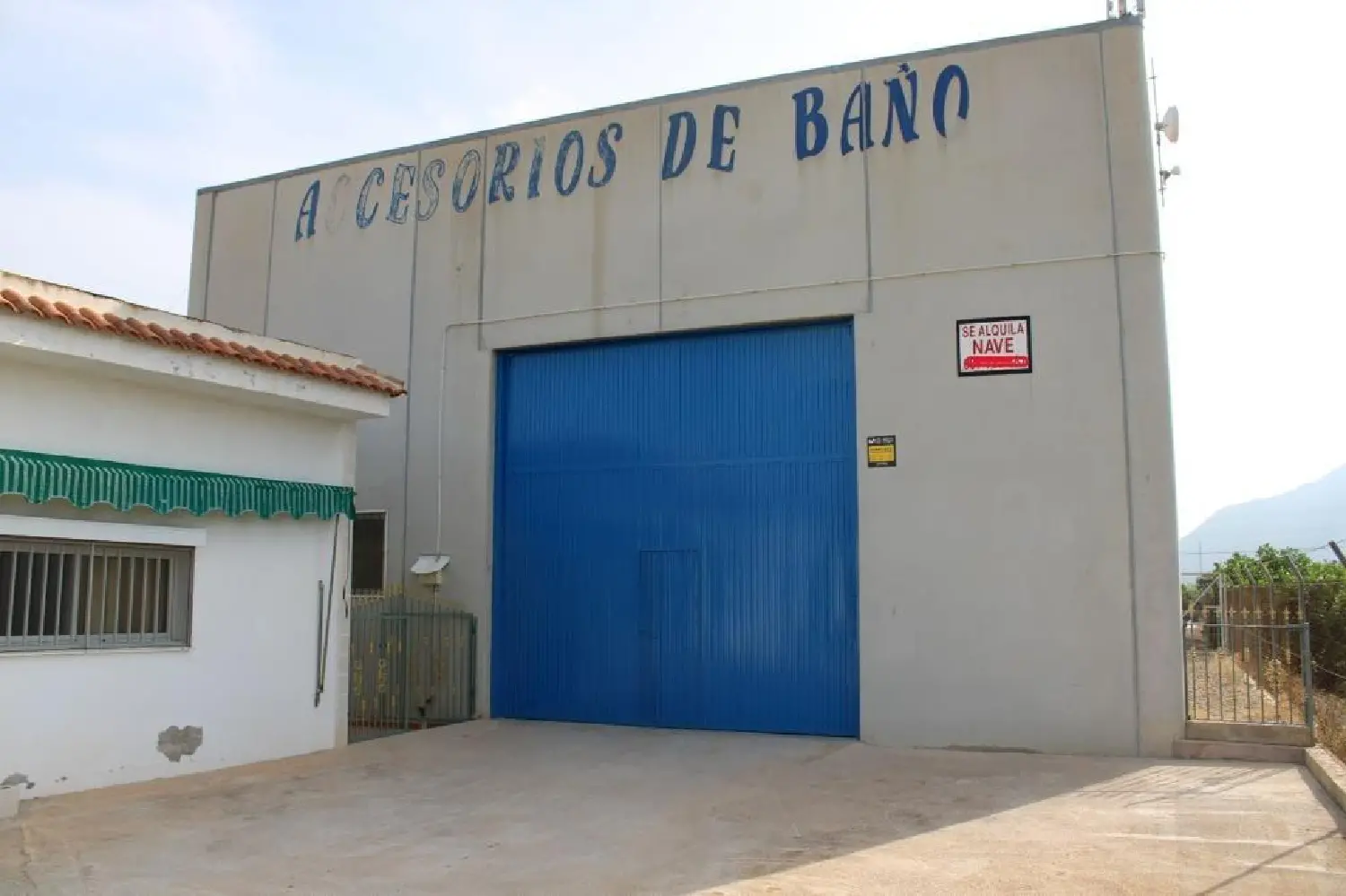 till salu lokal Playa Del Cura Baix Segura 1