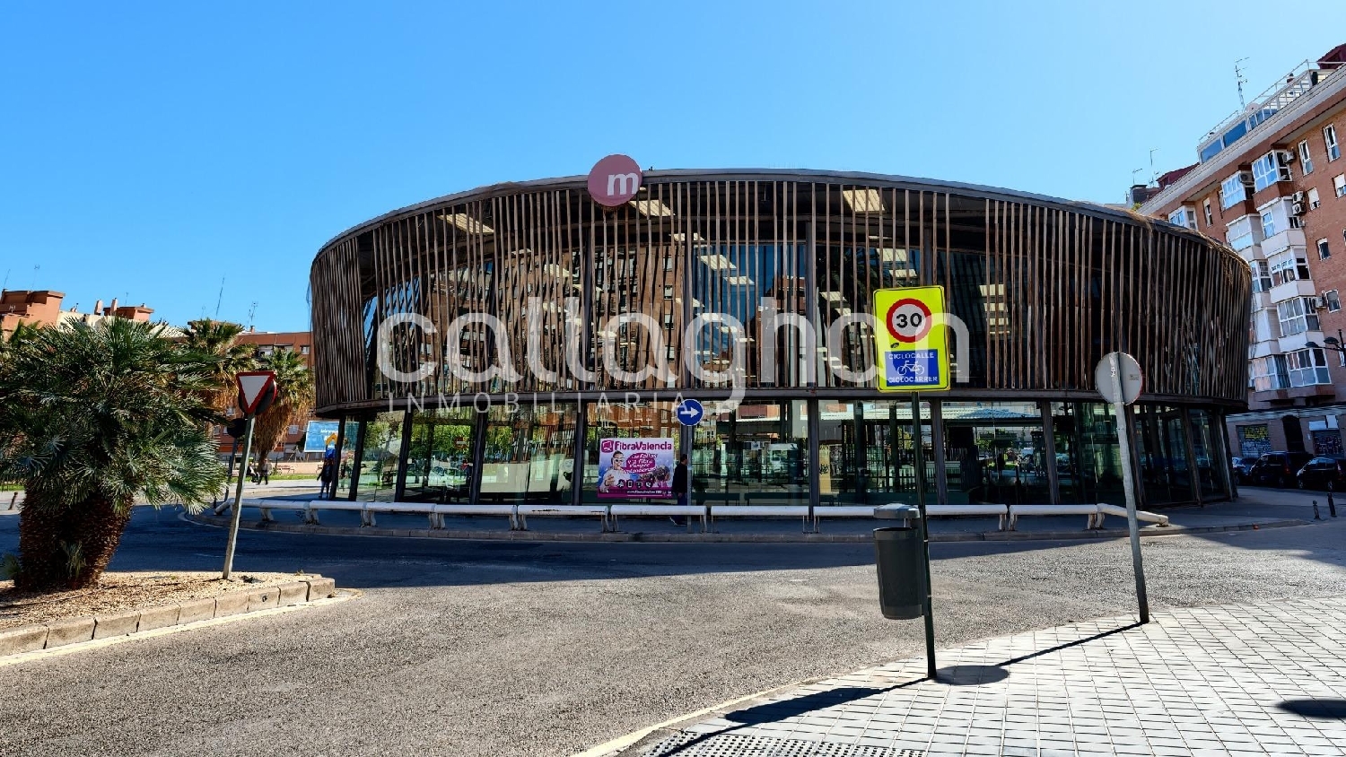  till salu lokal Poblats Maritims Cabanyal Canyamel Valencia 1