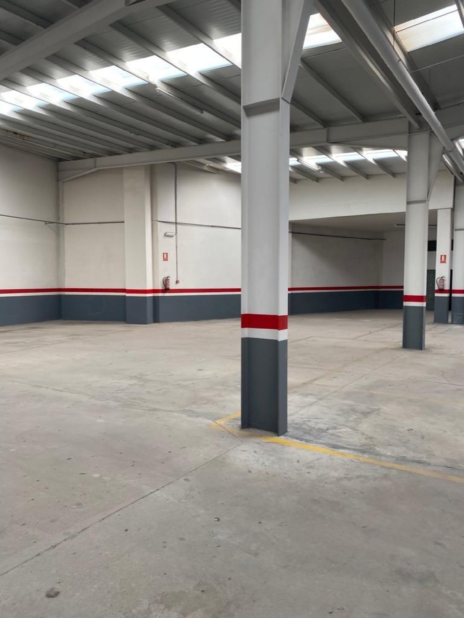  till salu lokal Poligono Industrial Plana Alta 8