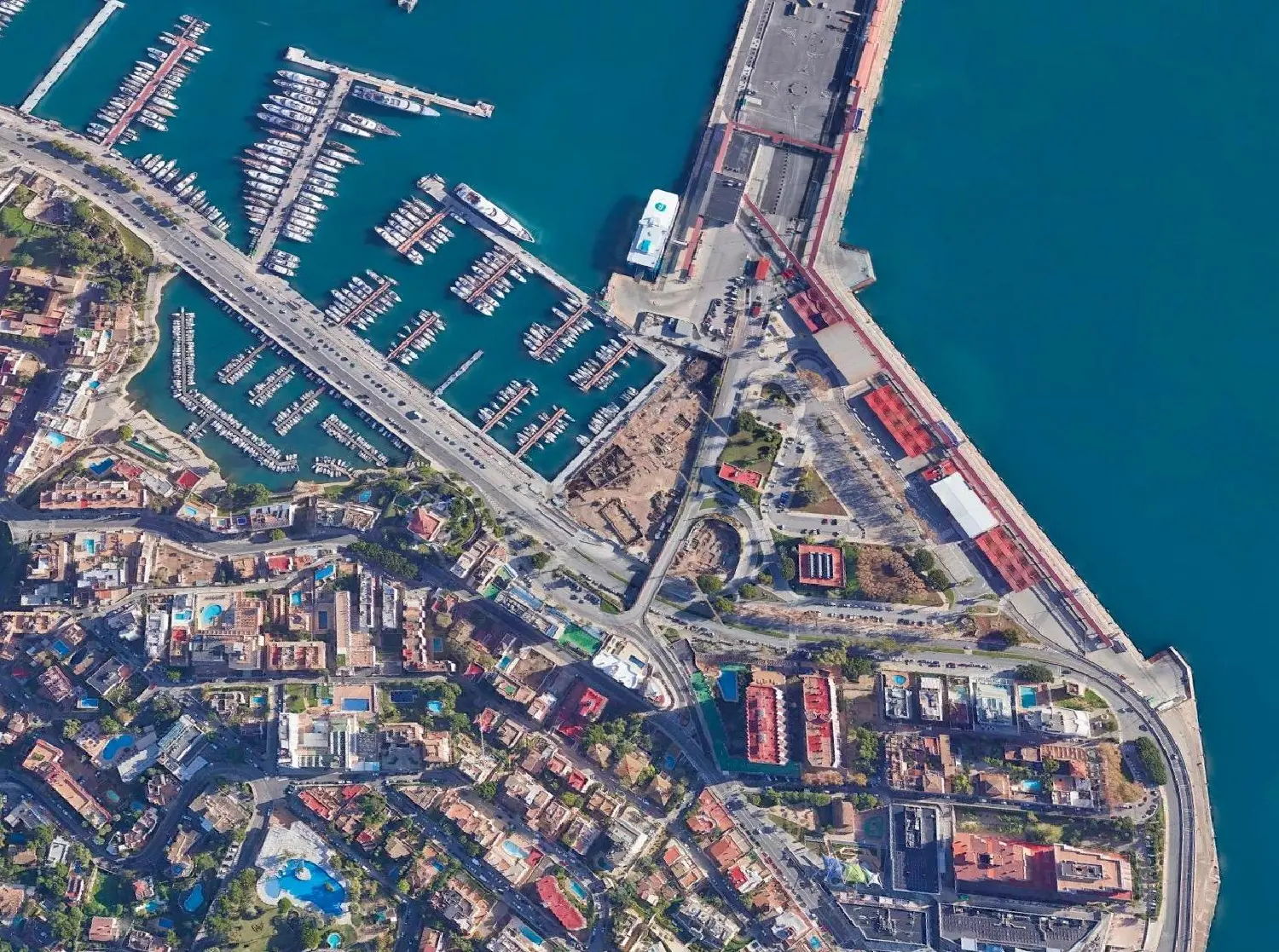  till salu lokal Cala Romàntica Llevant 2