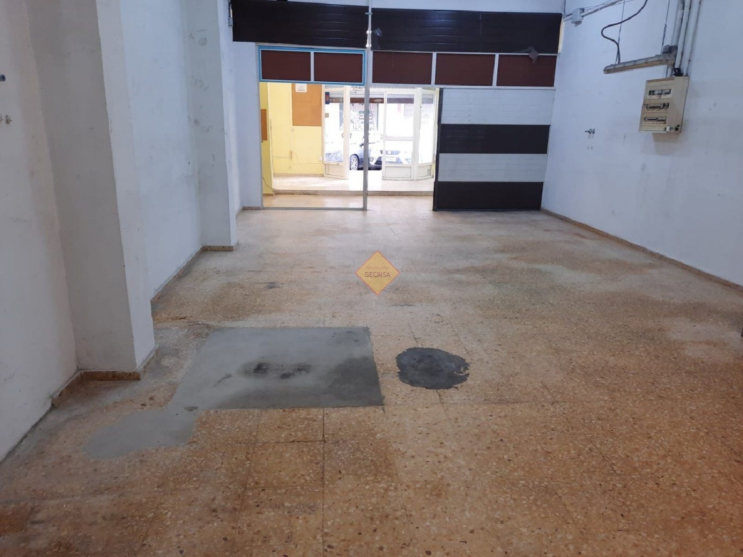 till salu lokal Pueblo Nuevo Valencia 3