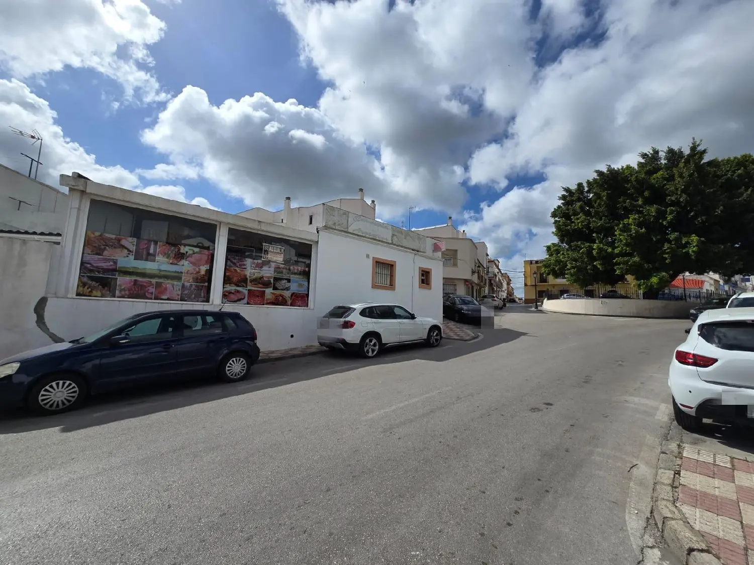  till salu lokal Puente Romano Campo De Gibraltar 1