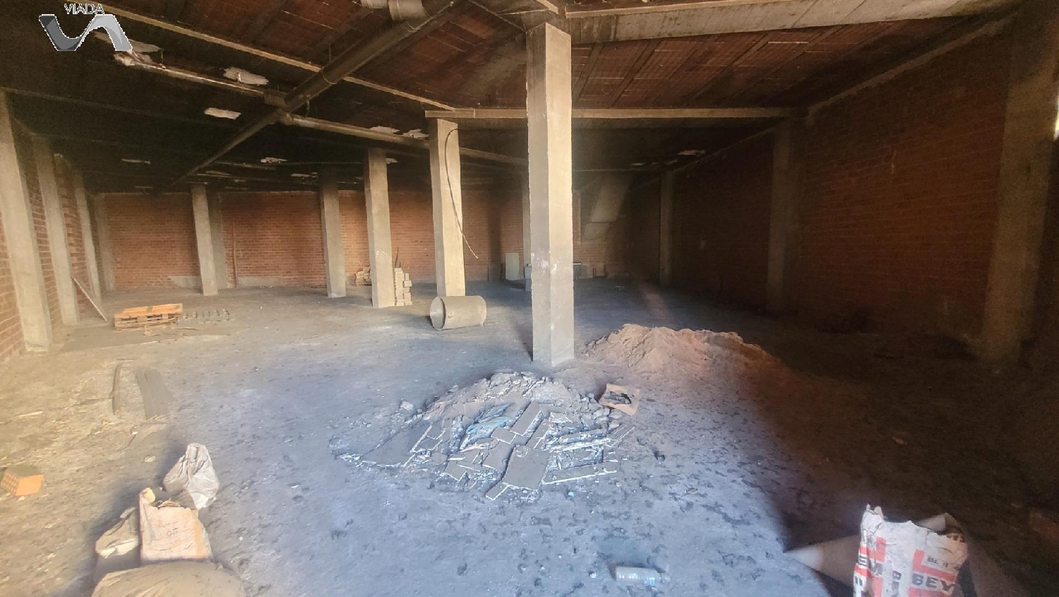  till salu lokal Puertollano Campo De Calatrava 4