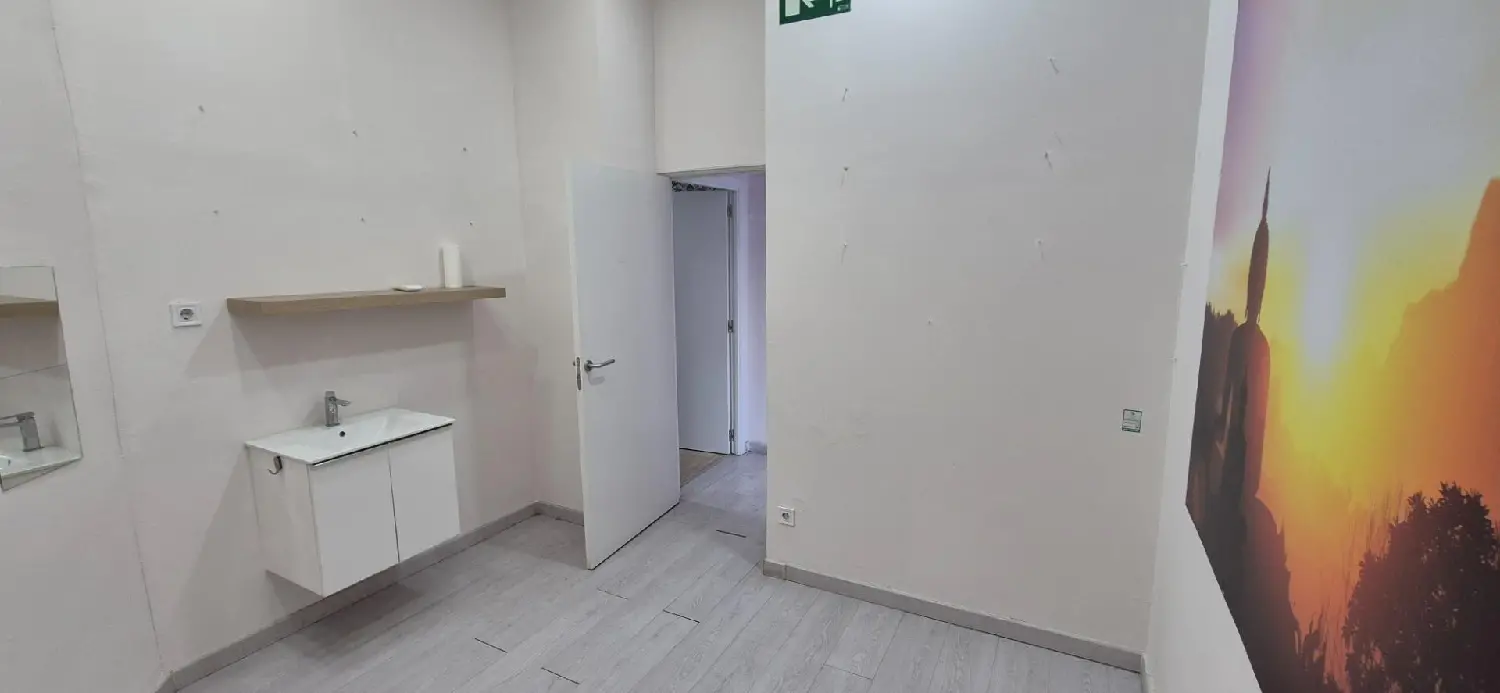 till salu lokal El Tremolar Horta Sud 2