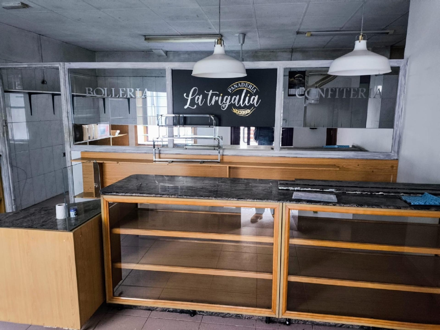  till salu lokal Ramiscosa Bergantiños 4