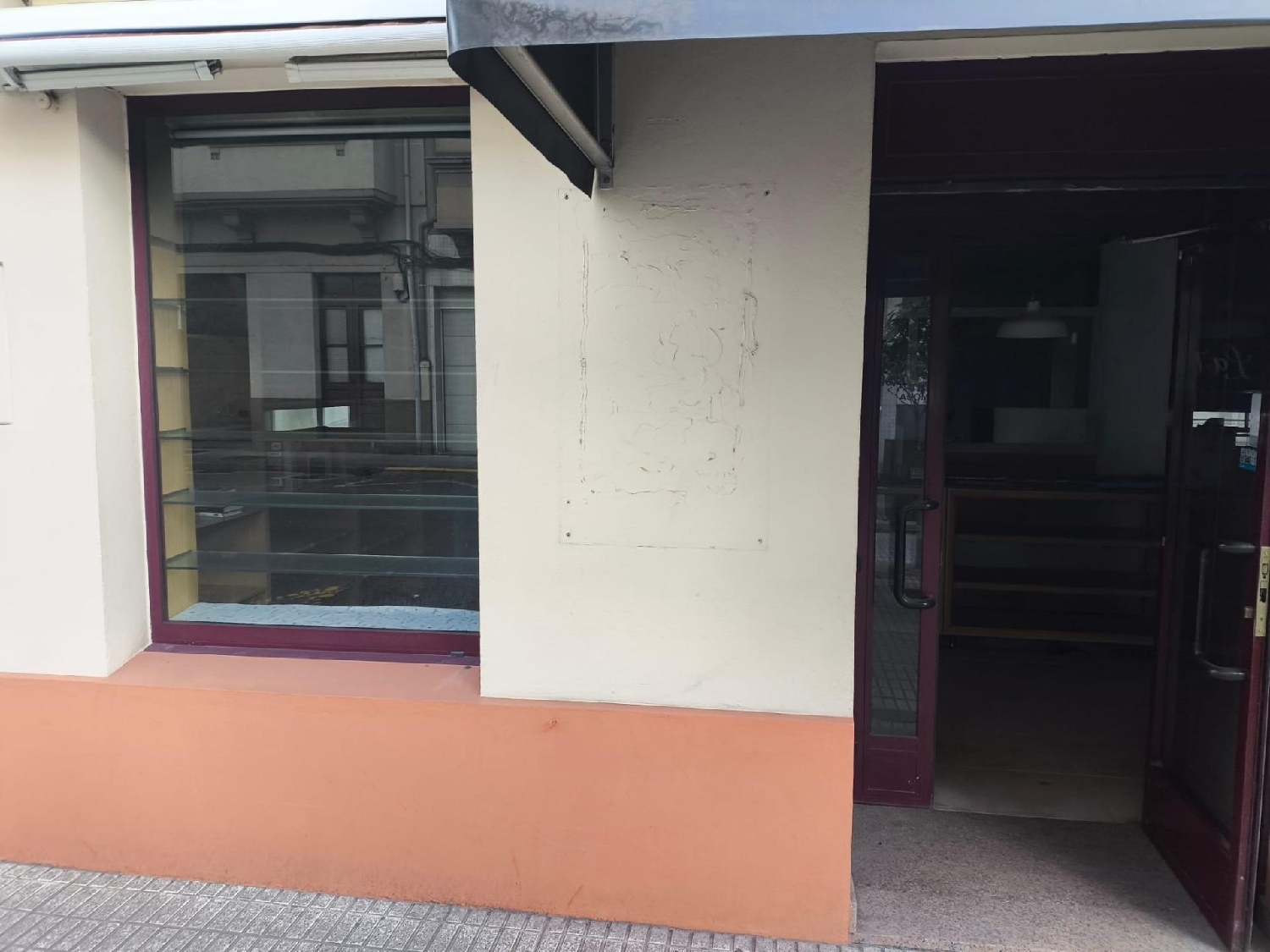  till salu lokal Ramiscosa Bergantiños 2