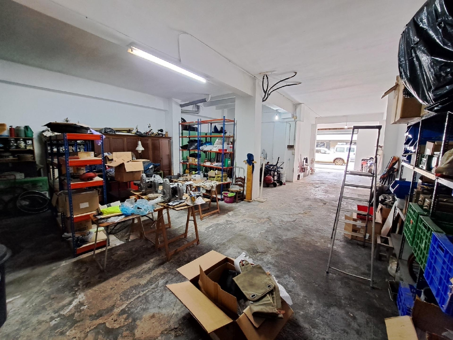  till salu lokal Raval Ribera Alta 4