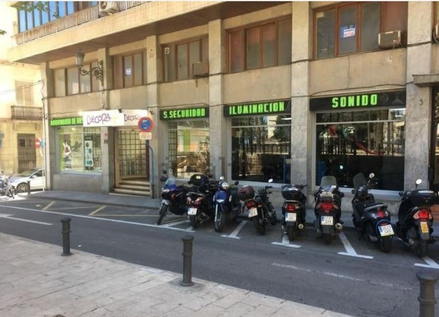 till salu lokal Raval Roig Alacantí 2