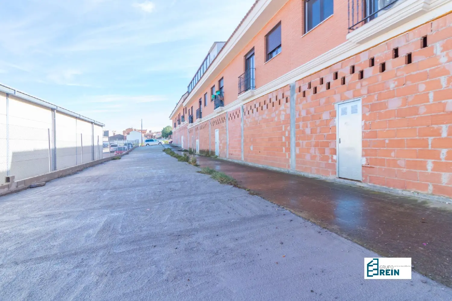  till salu lokal Recas Sagra (La) 1