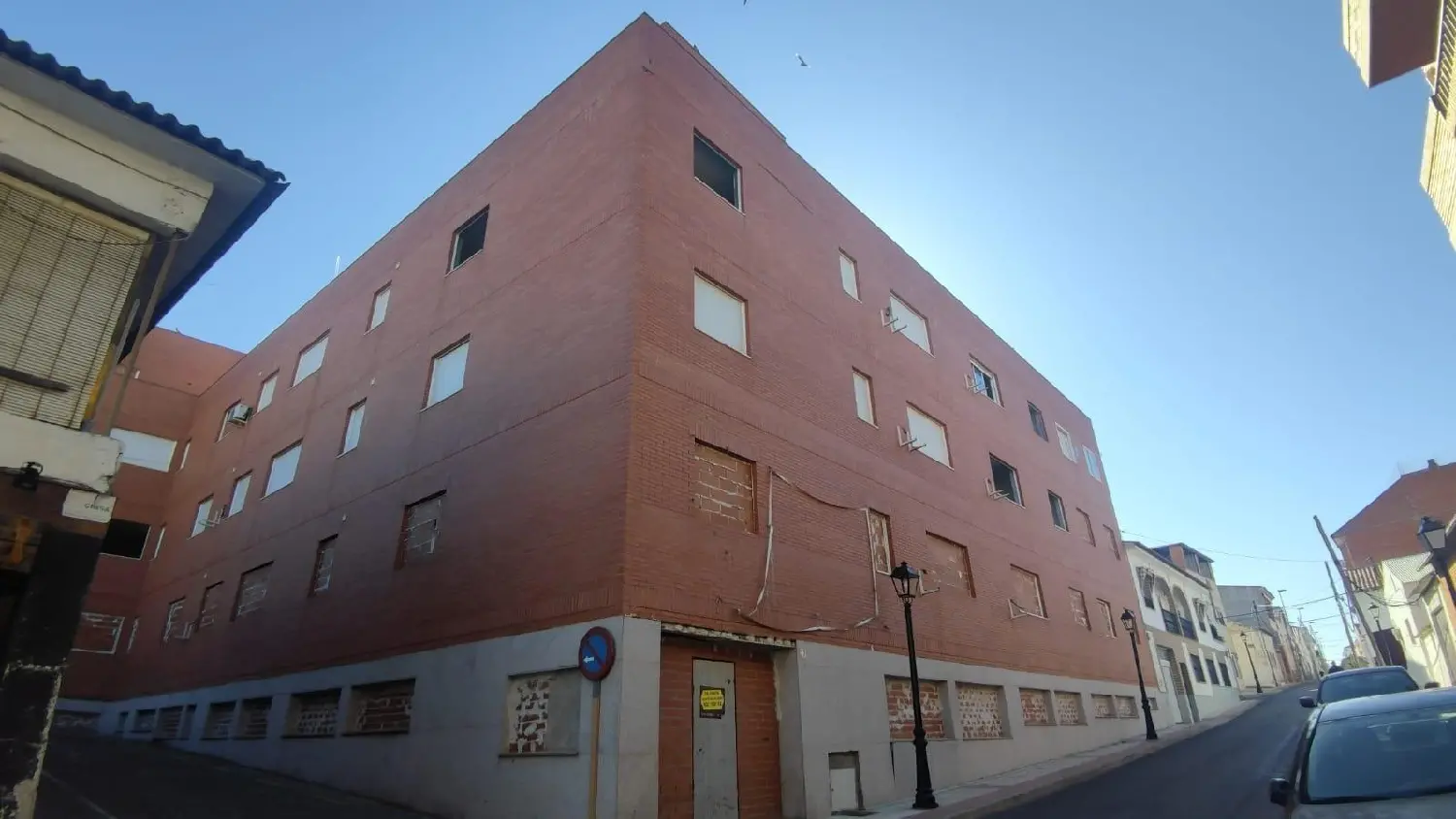  till salu lokal Recas Sagra (La) 1
