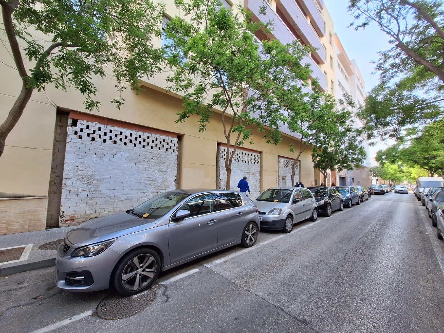 till salu lokal Avenida Bahía De Cádiz 2