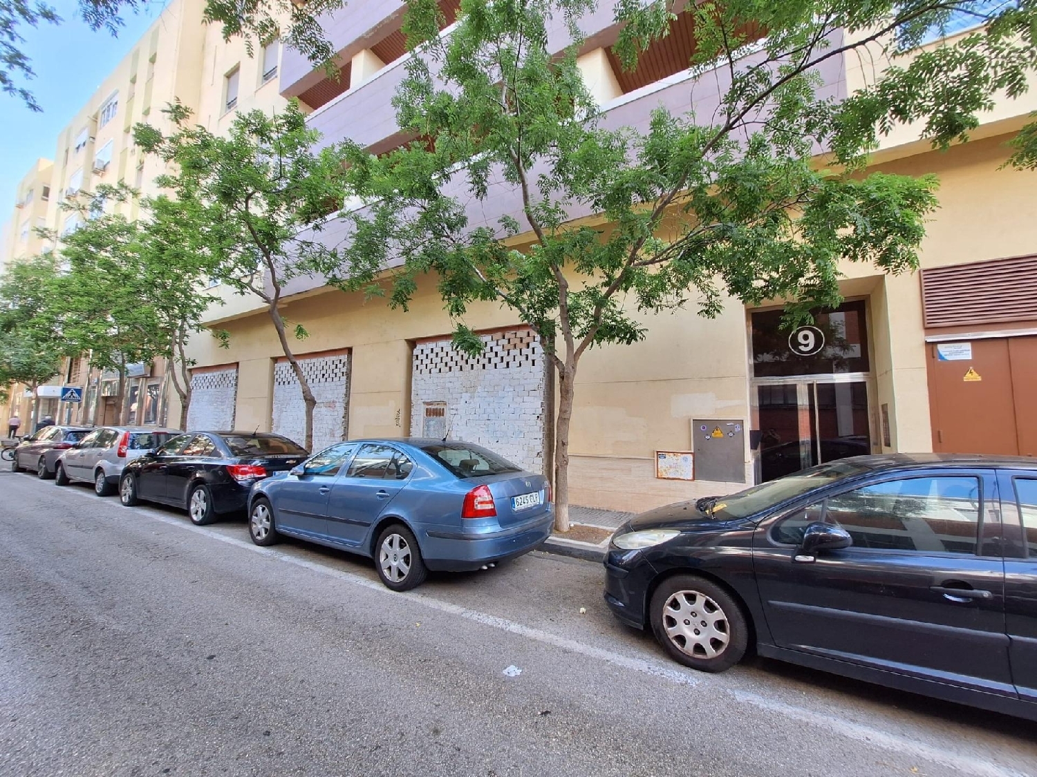 till salu lokal Avenida Bahía De Cádiz 3