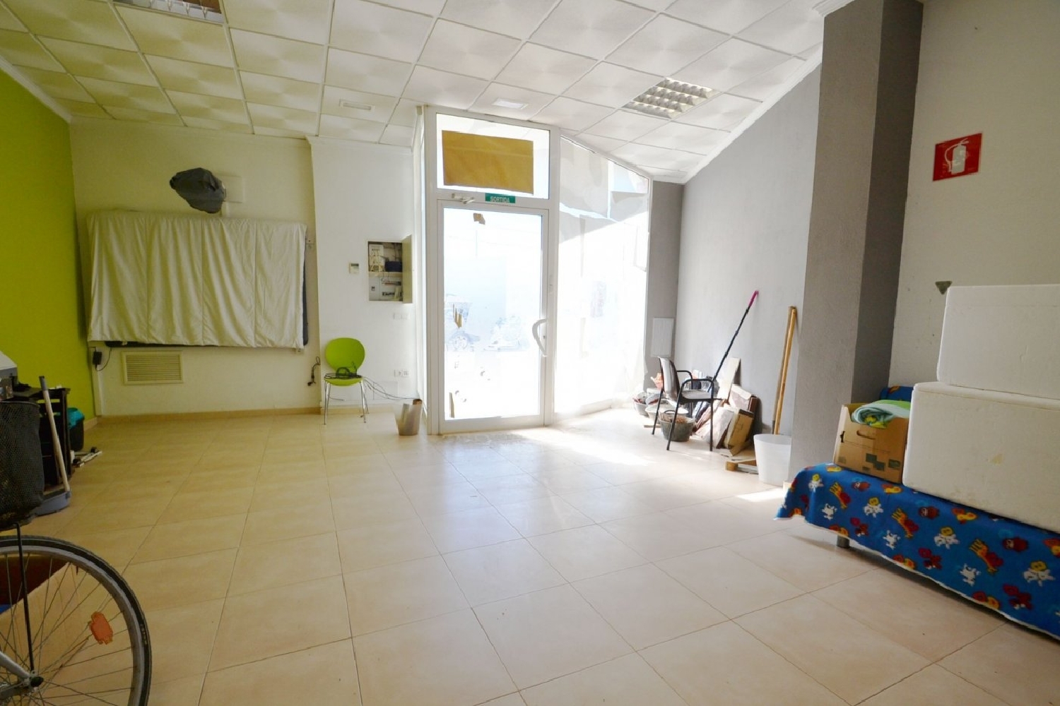 till salu lokal Riumar Baix Ebre 3