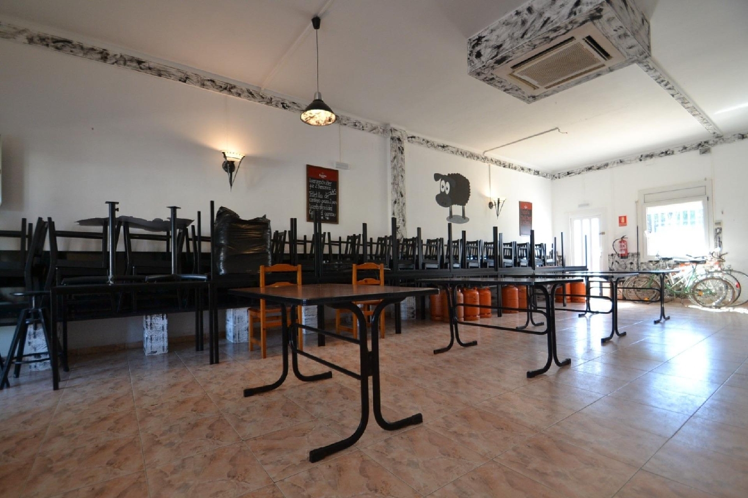  till salu lokal Riumar Baix Ebre 5
