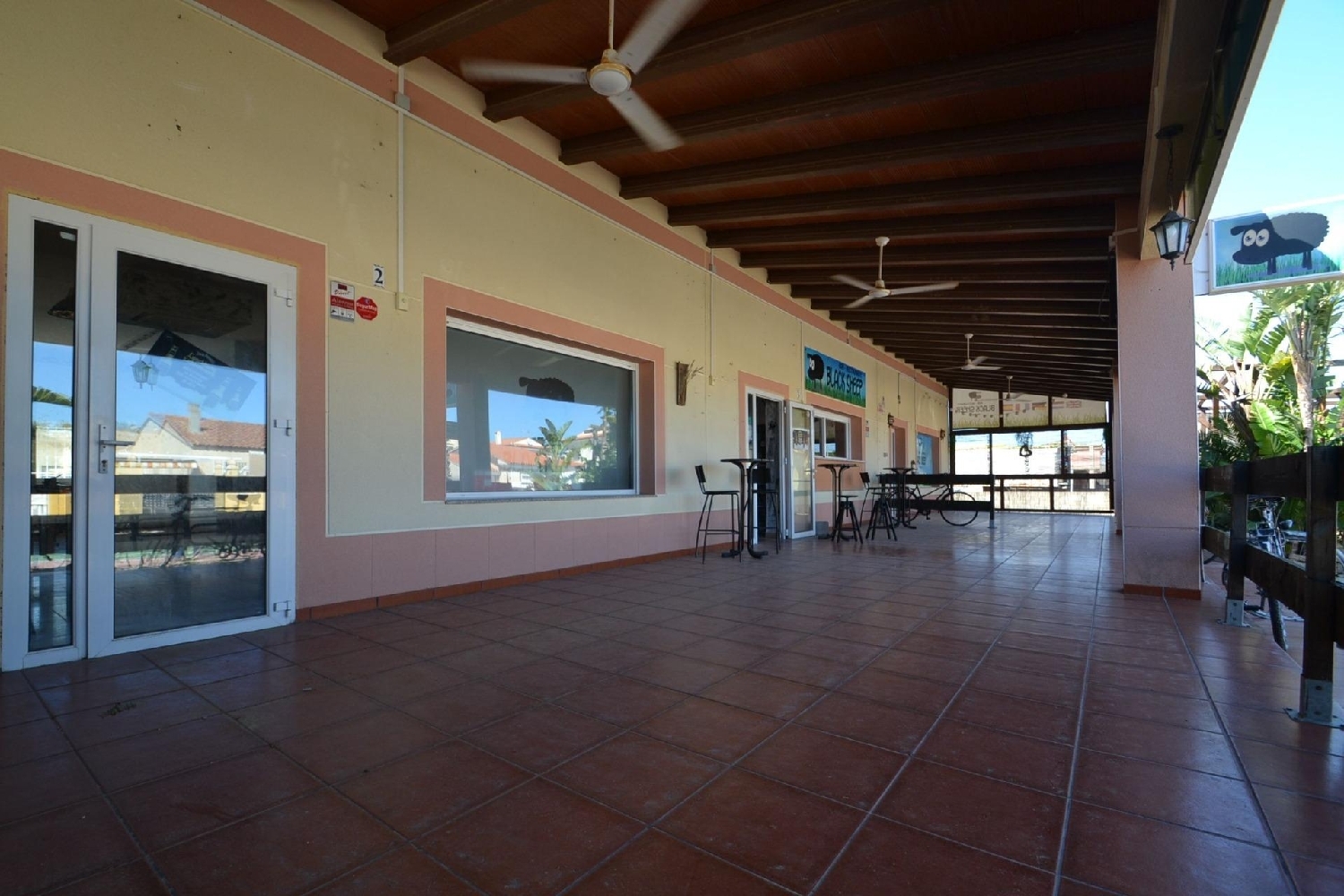 till salu lokal Riumar Baix Ebre 3