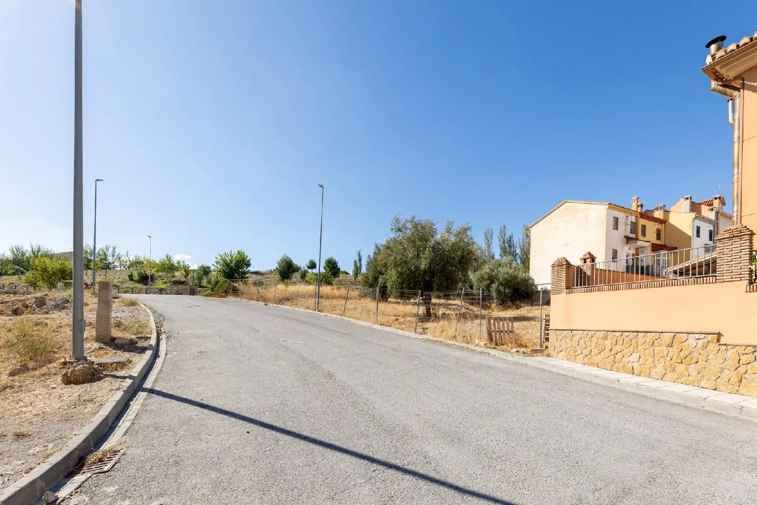 till salu lokal Ronda Vega De Granada 2