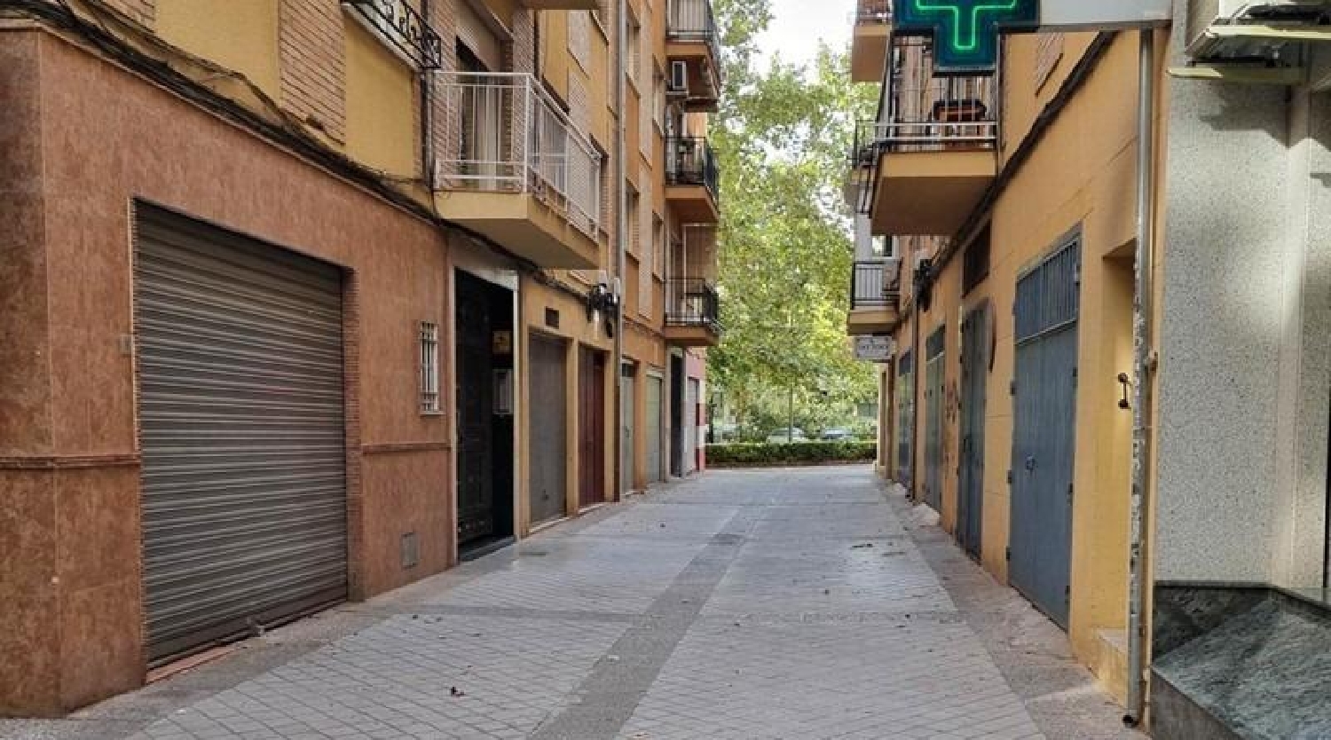  till salu lokal Ronda Vega De Granada 4