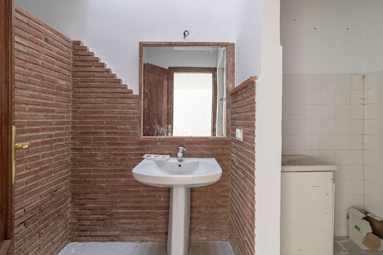  till salu lokal Ronda Vega De Granada 8