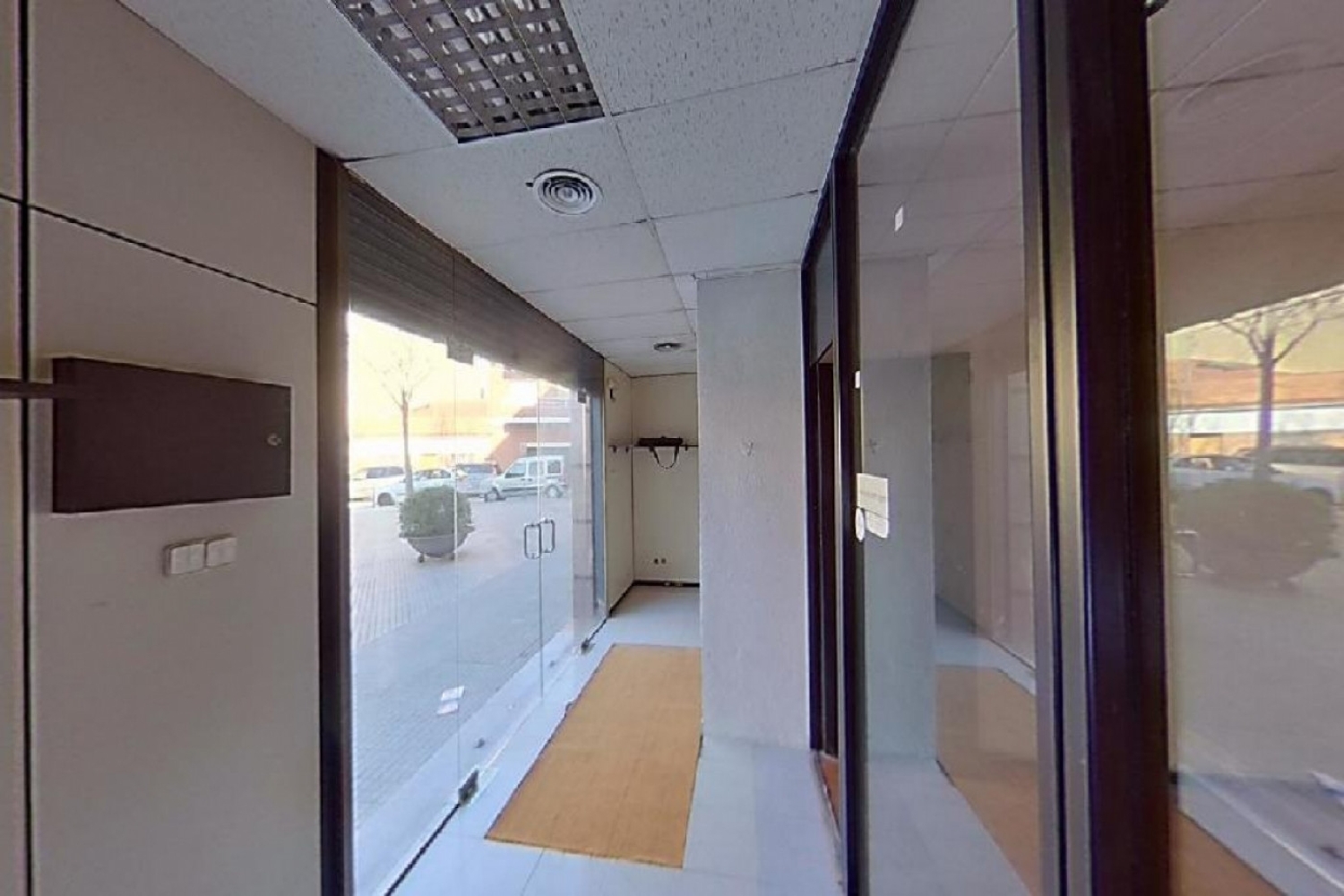  till salu lokal Rubí Vallès Occidental 1