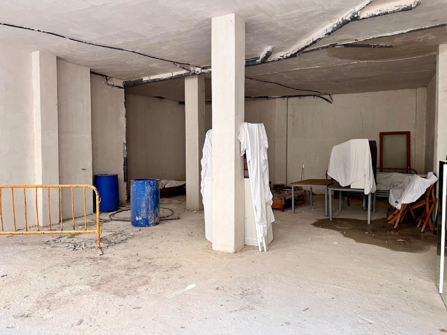 till salu lokal Sa Pobla Nord 2