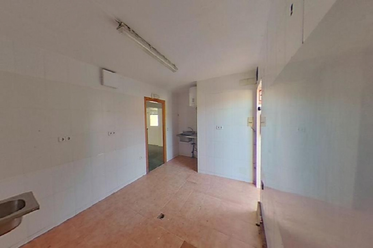  till salu lokal Salou Tarragonès 4
