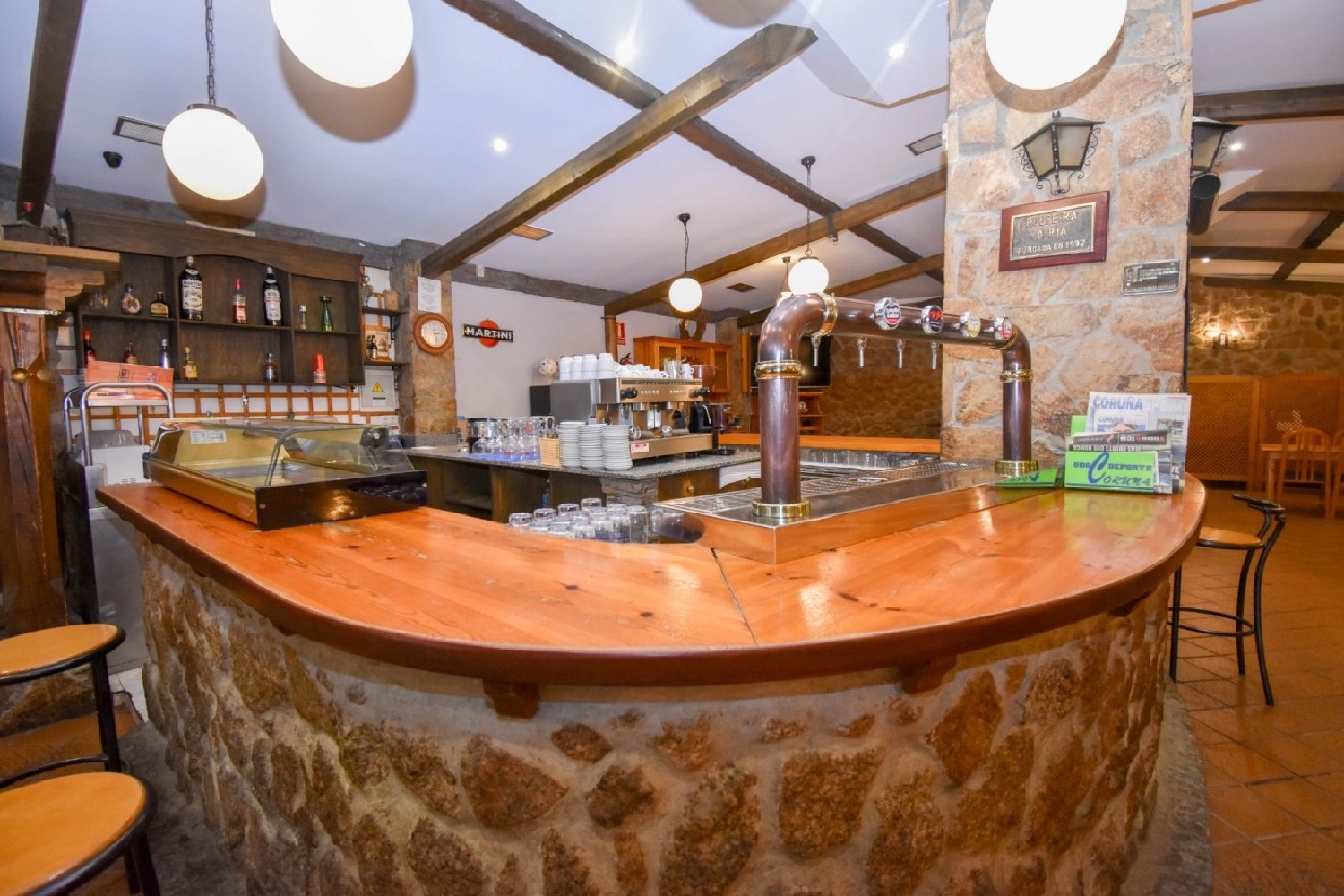  till salu lokal San Bartolomeu Coruña 8