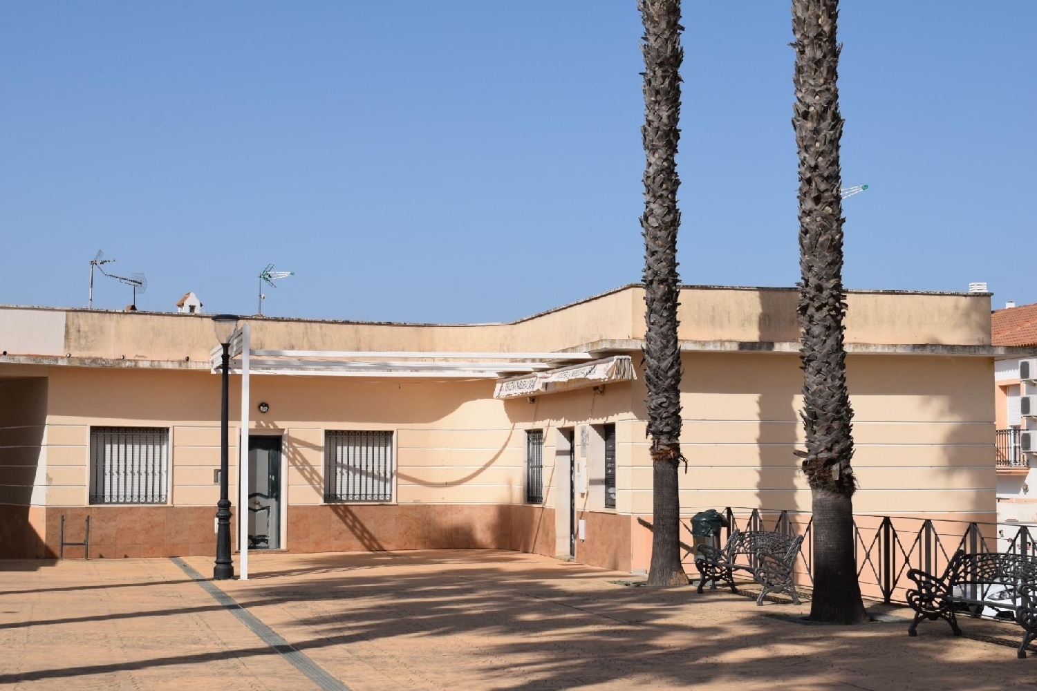 till salu lokal San Bartolome De La Torre Andévalo (El) 3