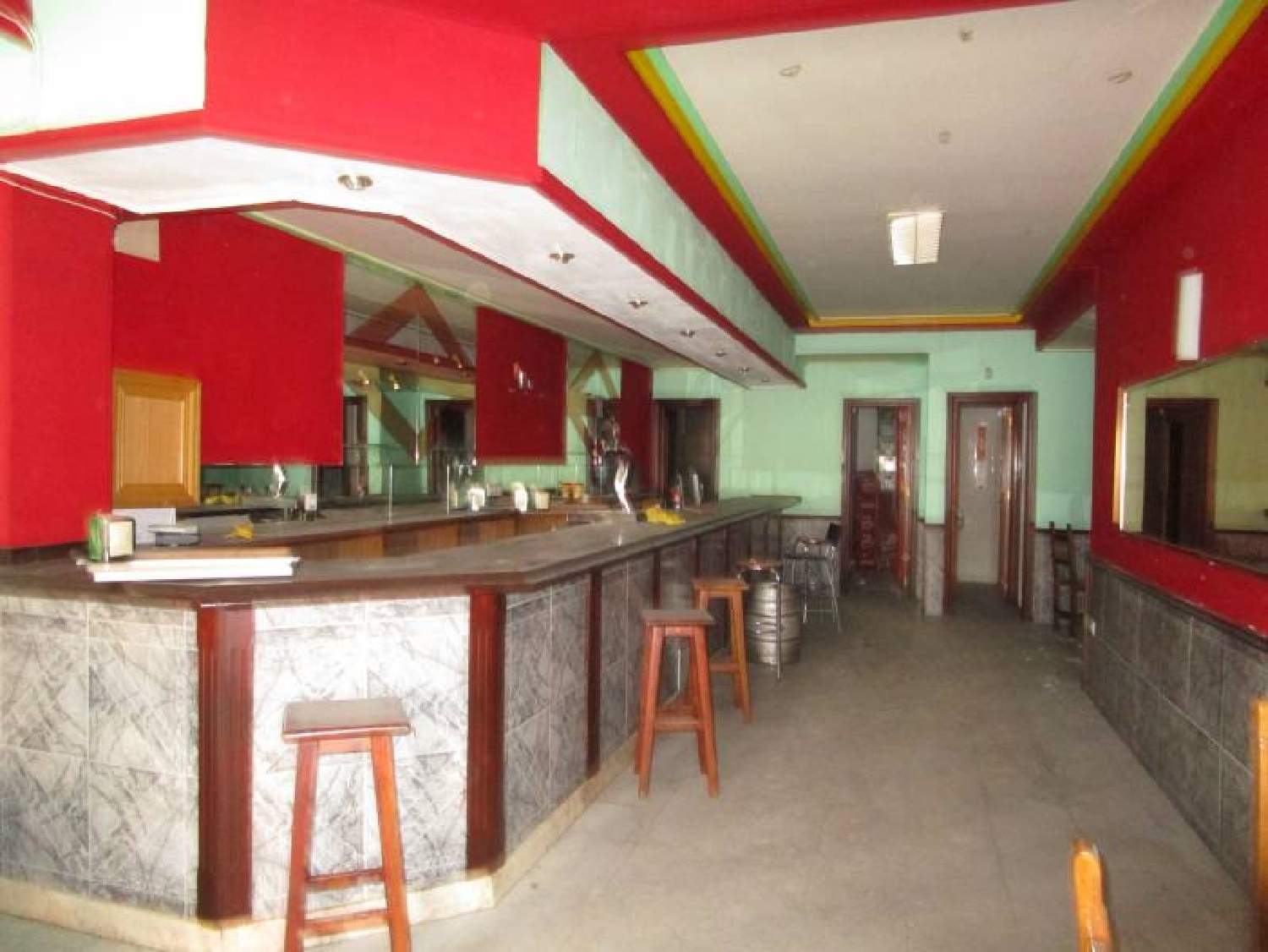  till salu lokal San Bernardo-Carmelitas Campo De Salamanca 1