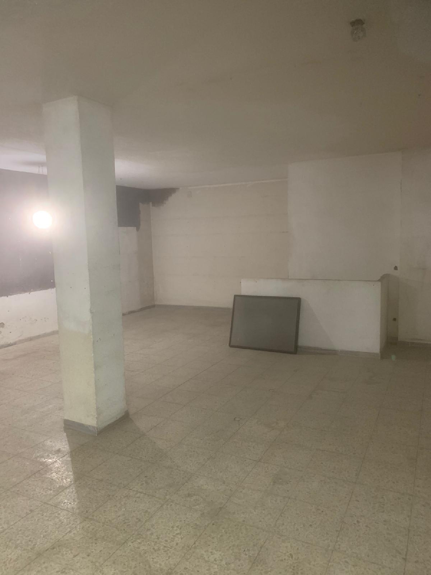  till salu lokal San Bernardo-Carmelitas Campo De Salamanca 3