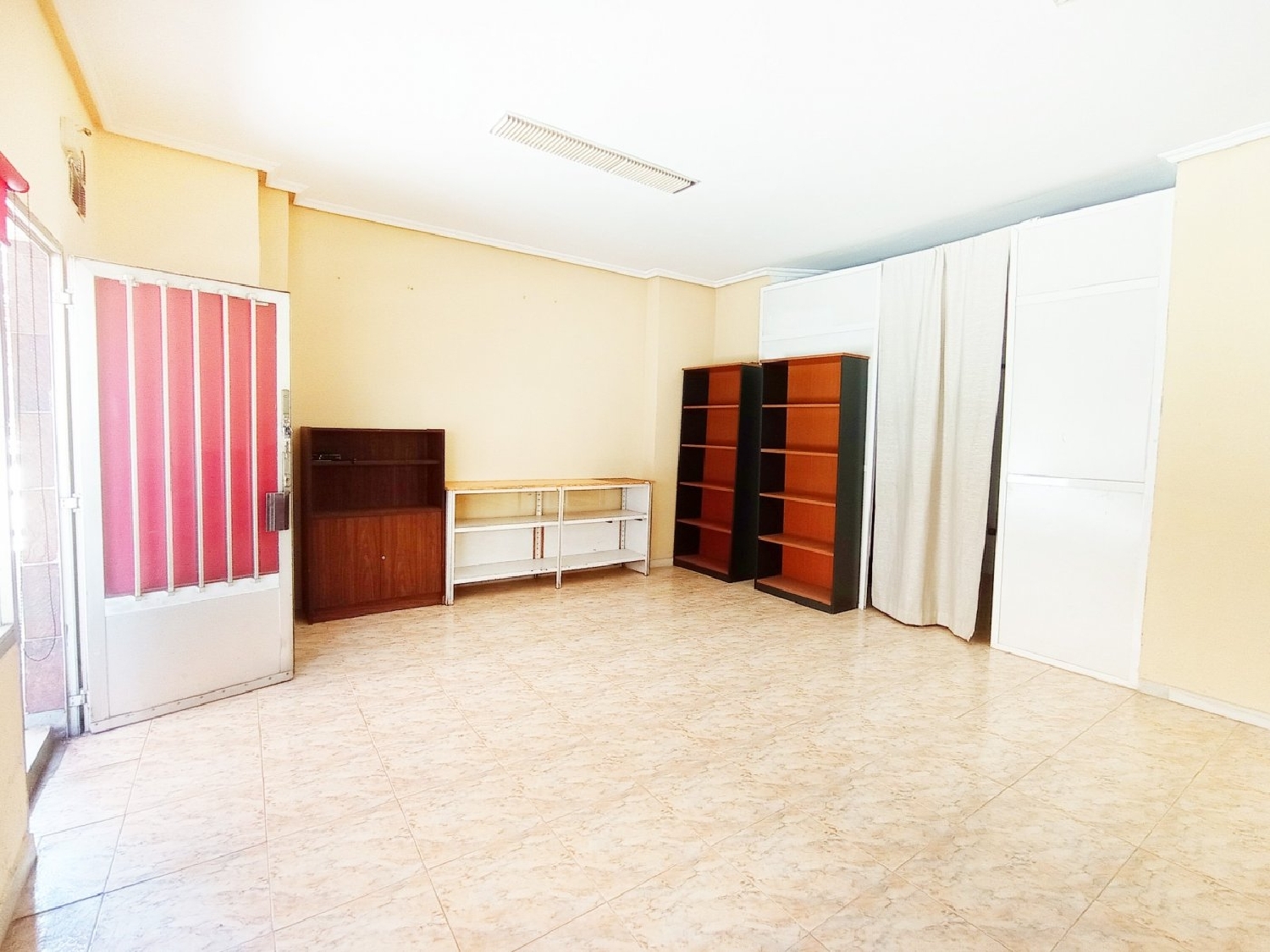  till salu lokal San Bernardo-Carmelitas Campo De Salamanca 5