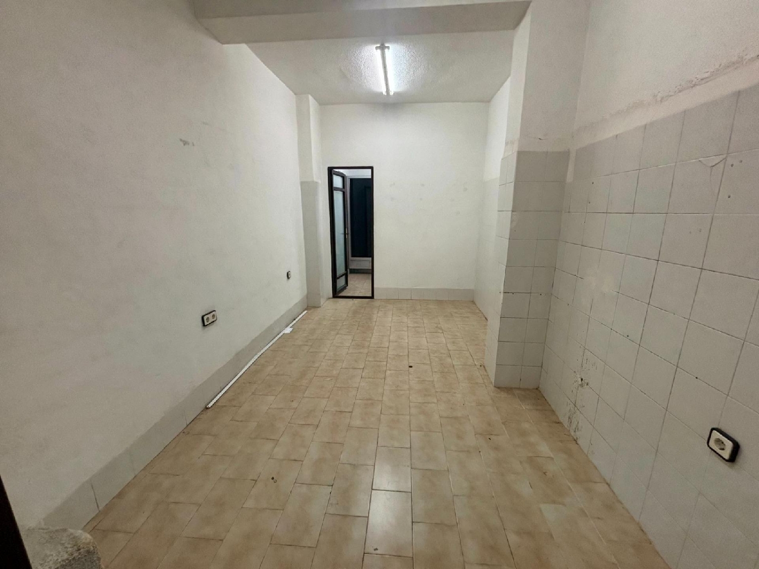  till salu lokal San Blas Alacantí 6