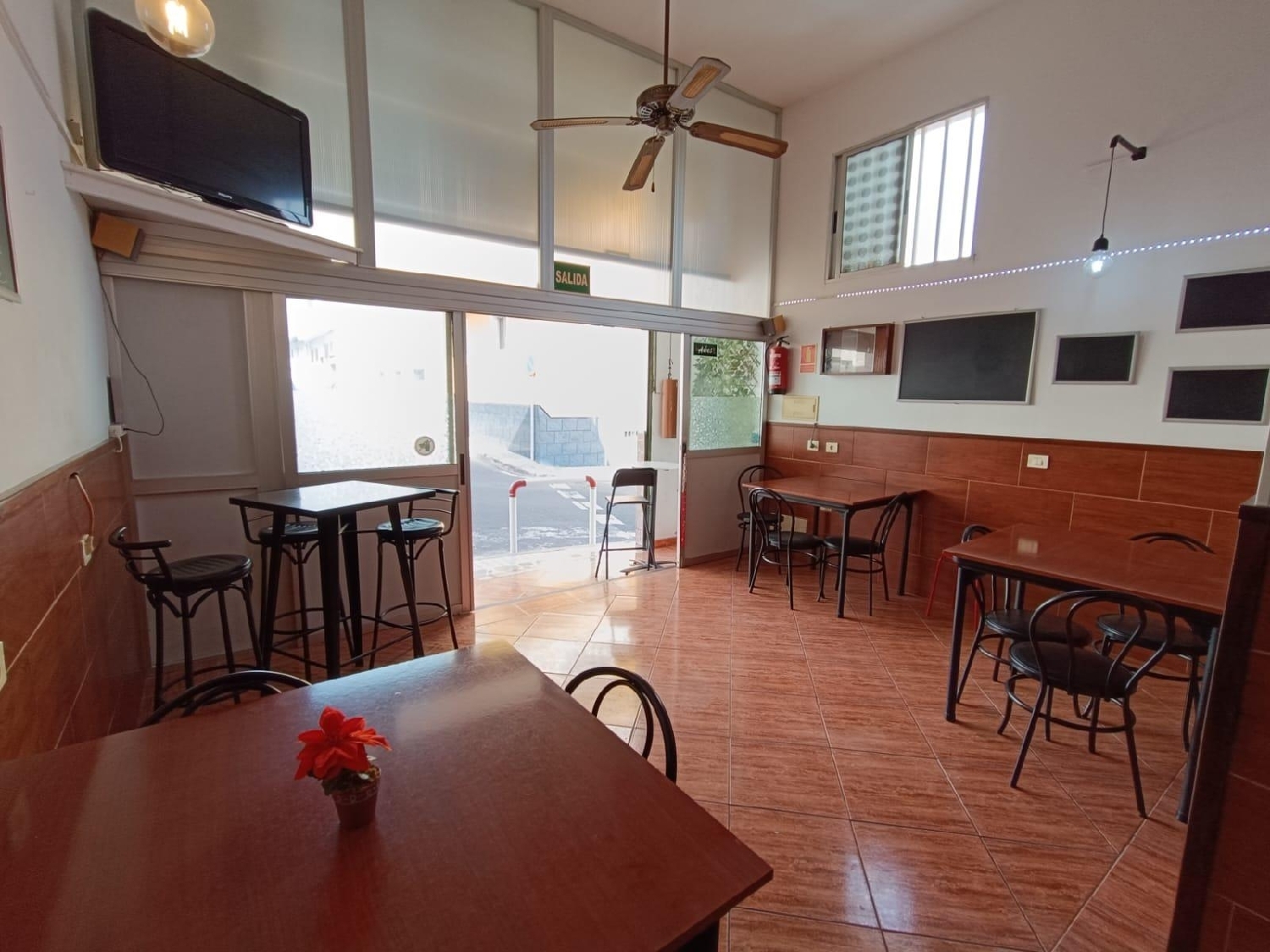 till salu lokal San Miguel De Tajao Zona Sureste 2