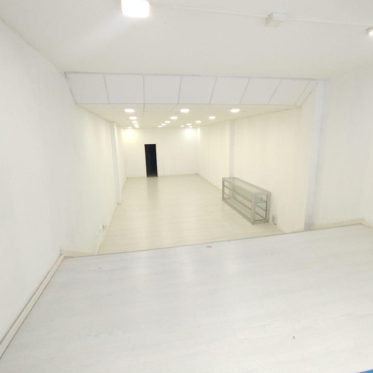  till salu lokal San Vicente Zona Norte 4