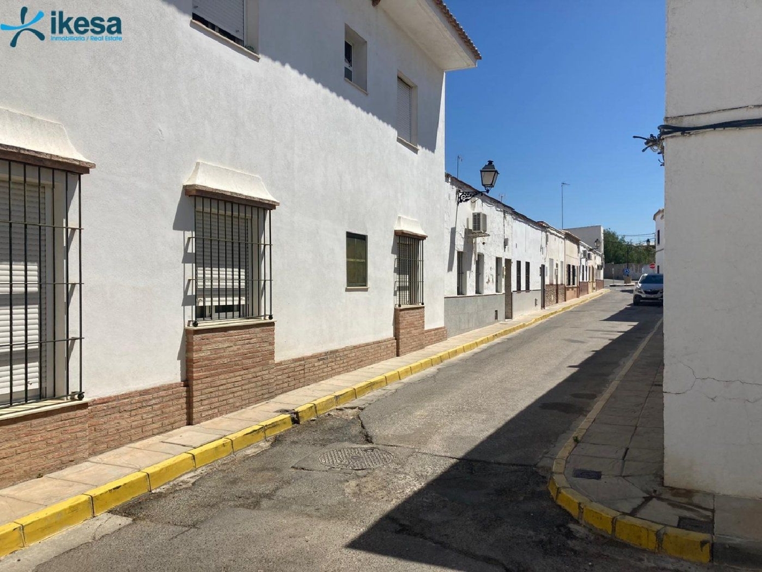 till salu lokal Montecarmelo Urb. Aljarafe 6