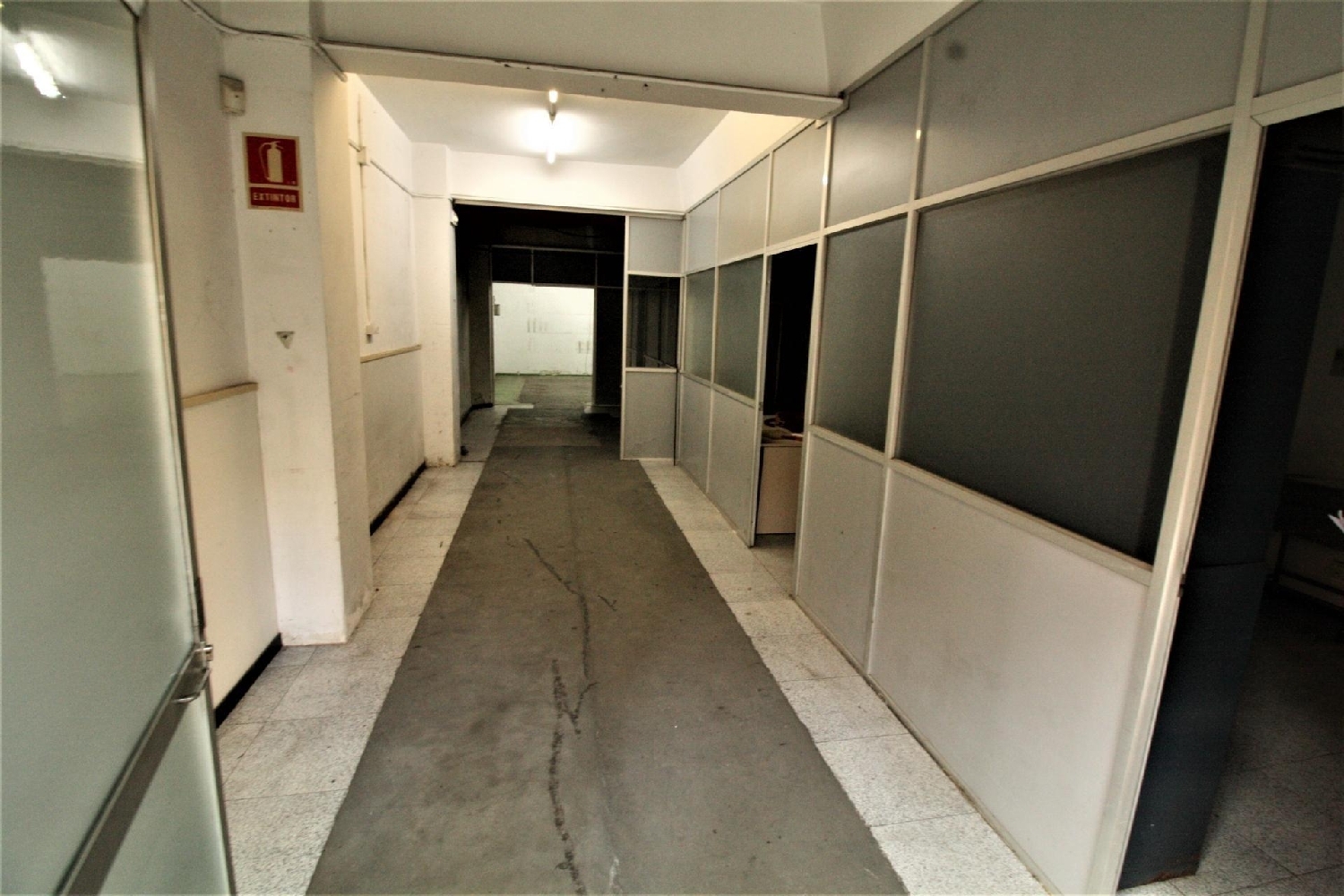 till salu lokal Sant Martí-Camp De L'arpa Barcelonès 2